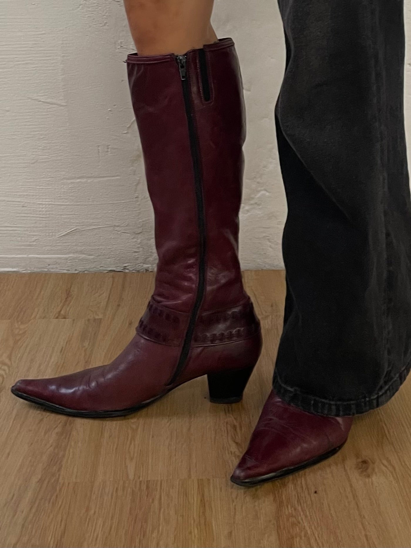 Vintage Juss Divine Leather Boots Pointed Toe Wine Red Knee-High – Size 40