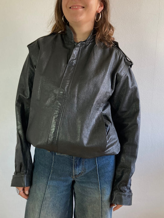 Leather Jacket Vintage Black Shoulder Detail Oversized Unisex – M