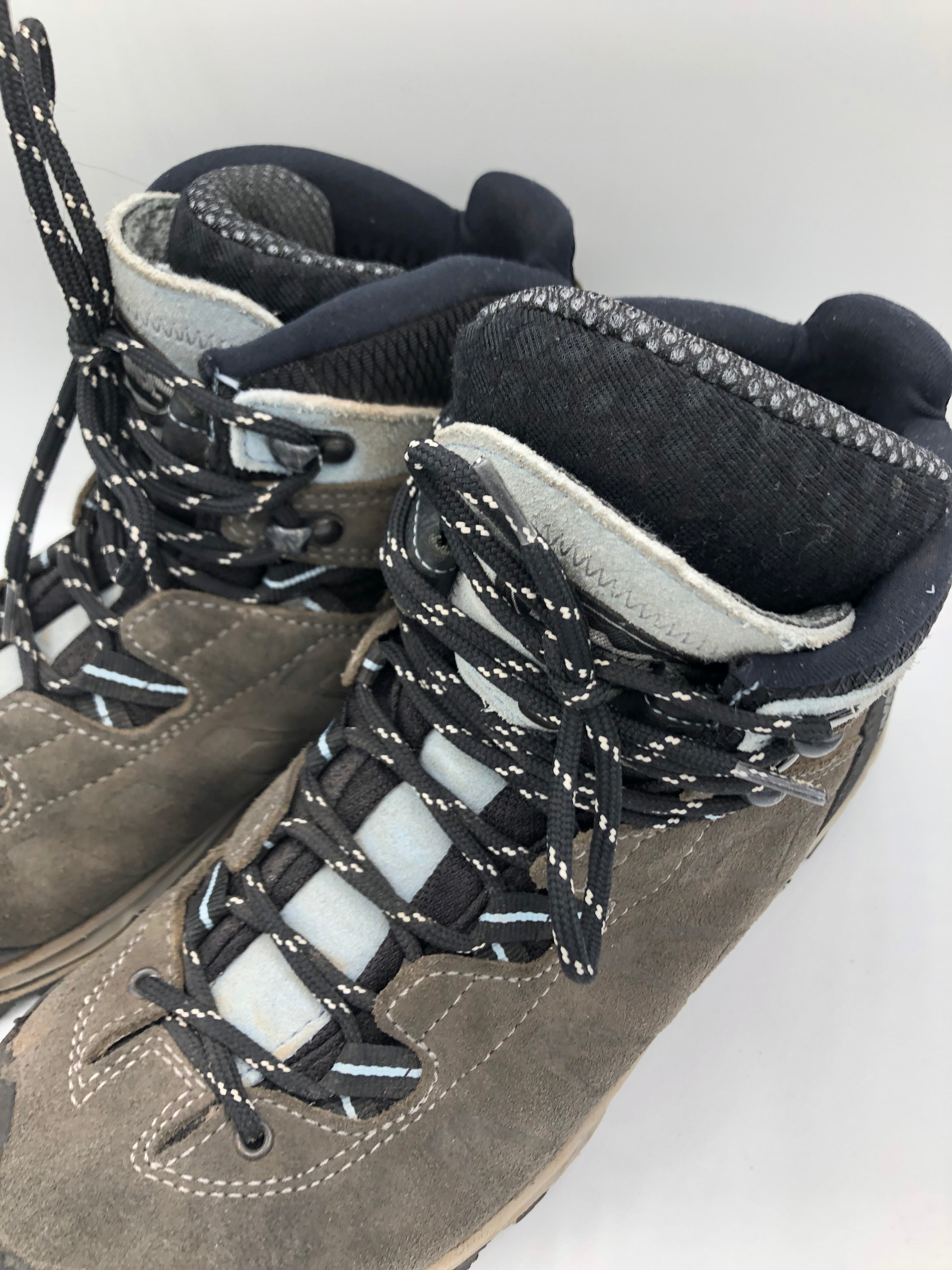 Meindl Wanderschuhe - Kleiderhaufen - Default Title