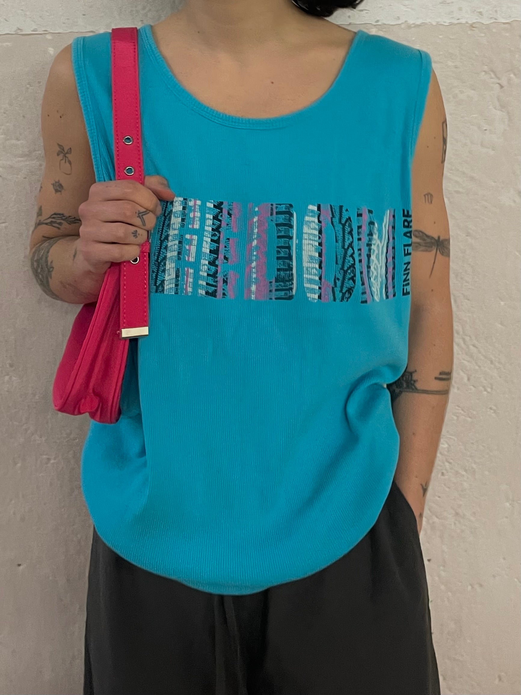 Finn Flare L - Kleiderhaufen - Default Title