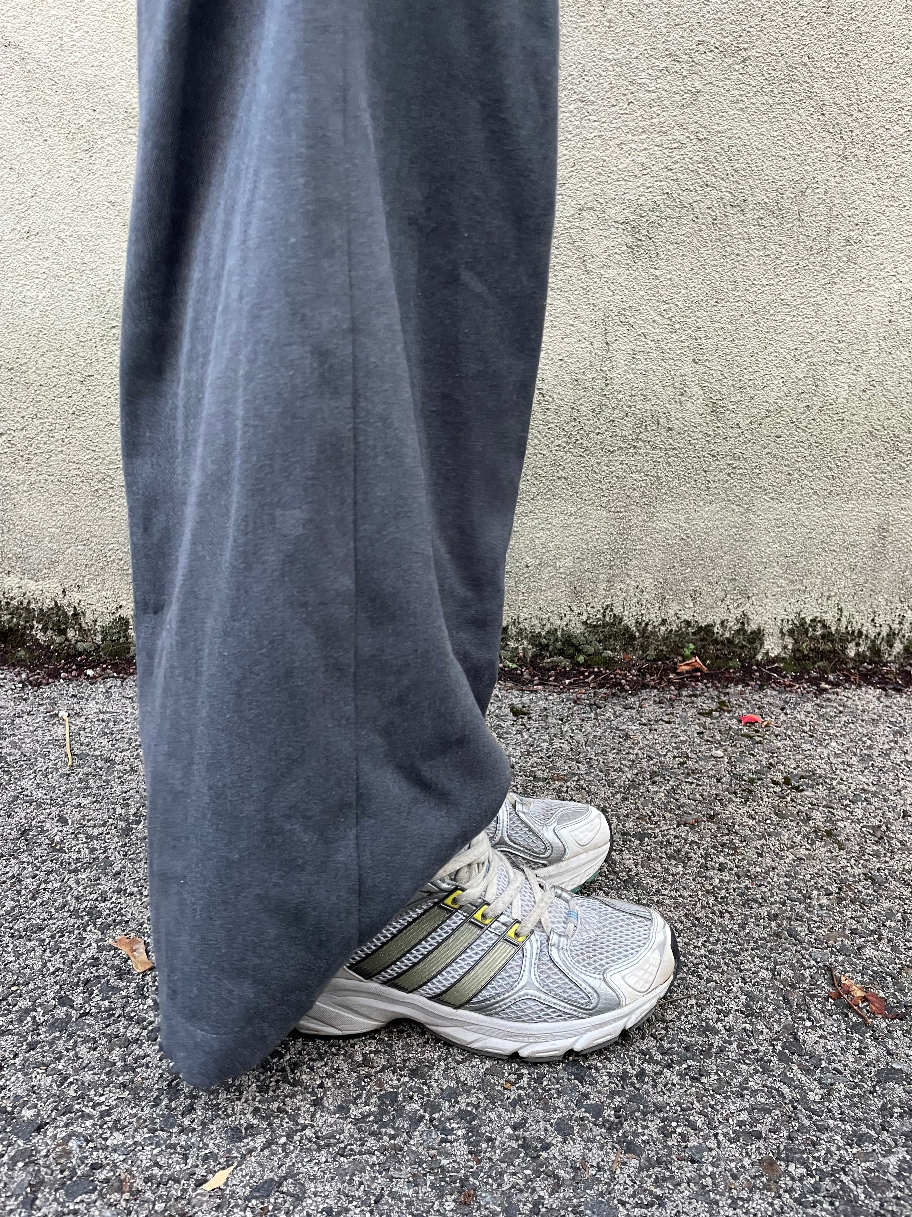 Adidas Sneakers - Kleiderhaufen - Default Title