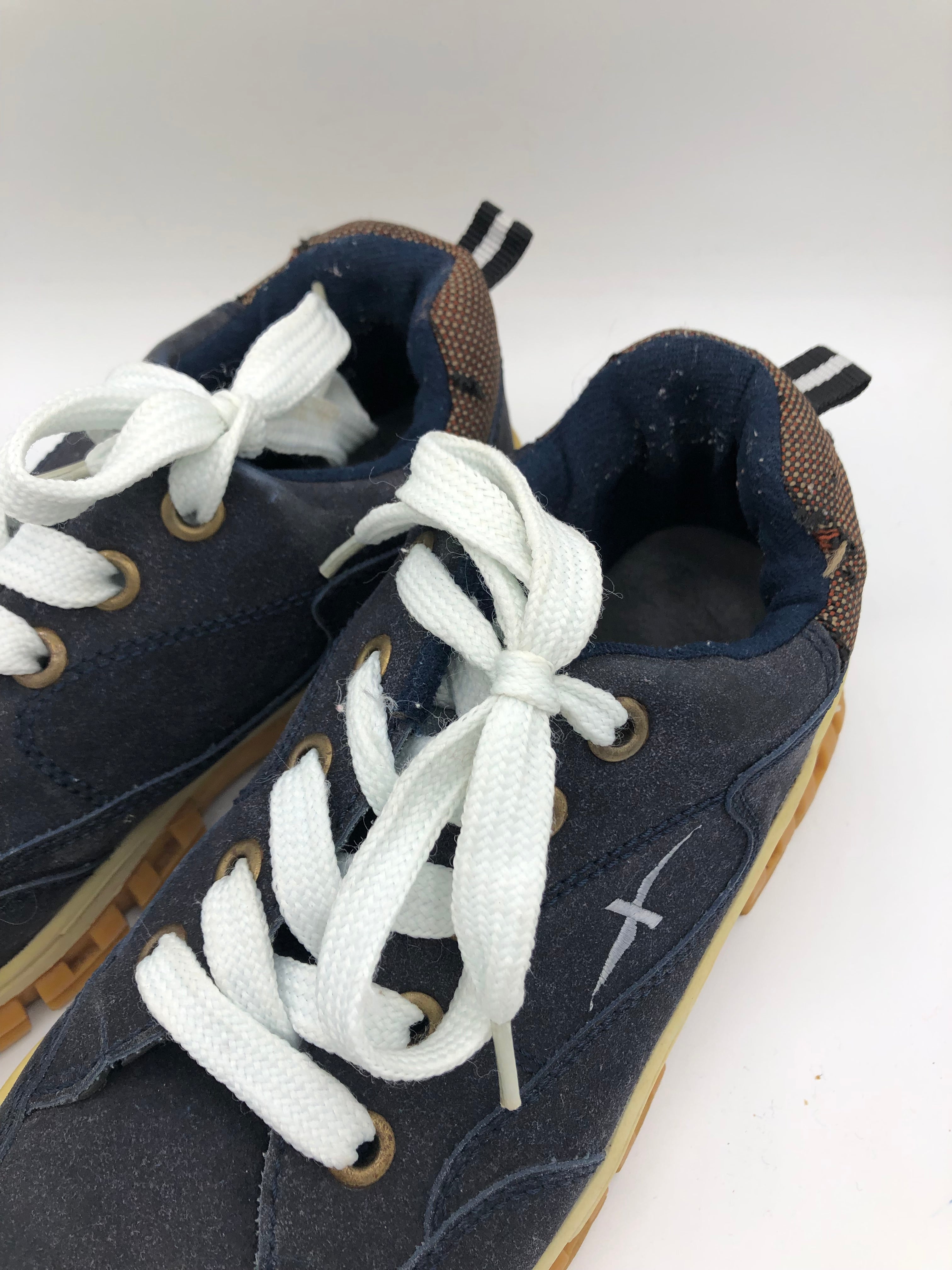 Xtreme Sneakers - Kleiderhaufen - Default Title