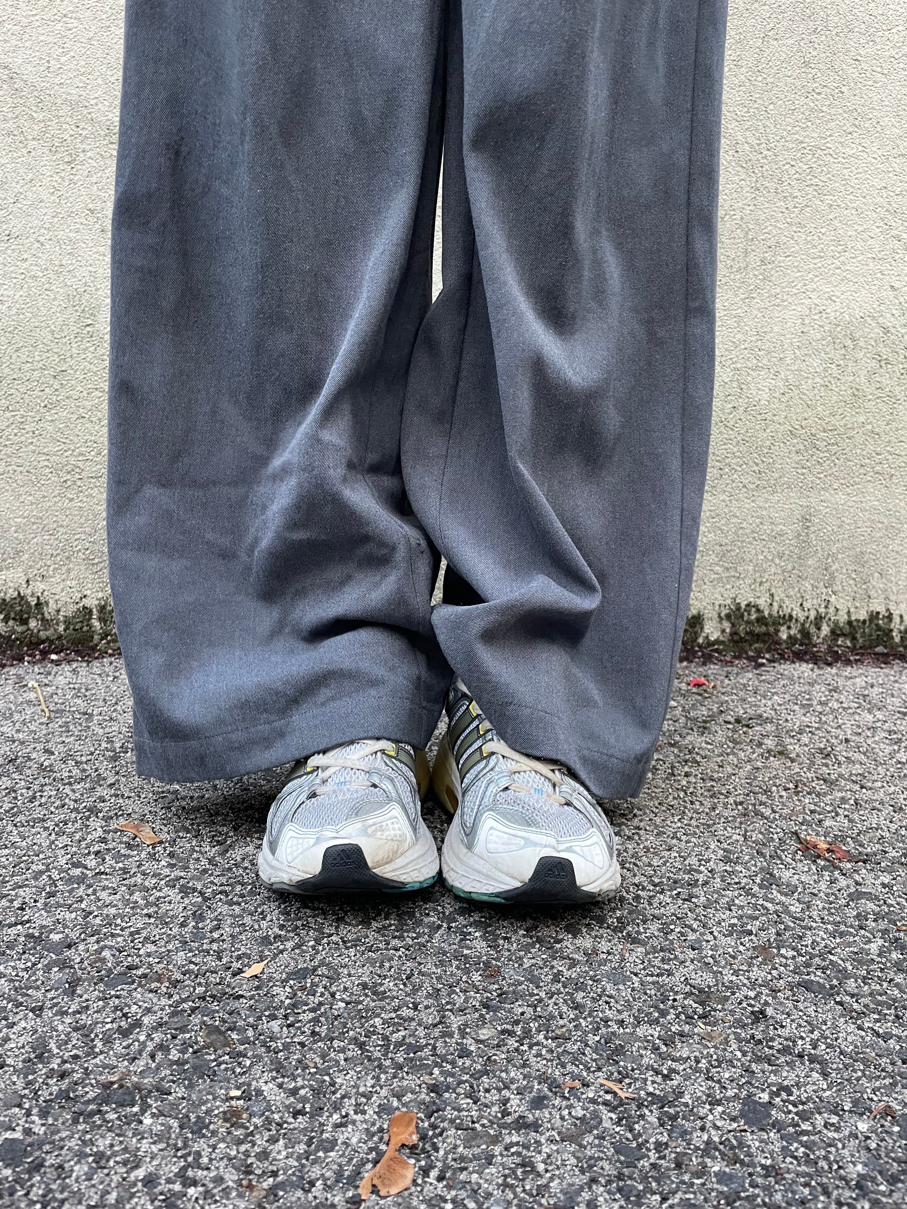 Adidas Sneakers - Kleiderhaufen - Default Title