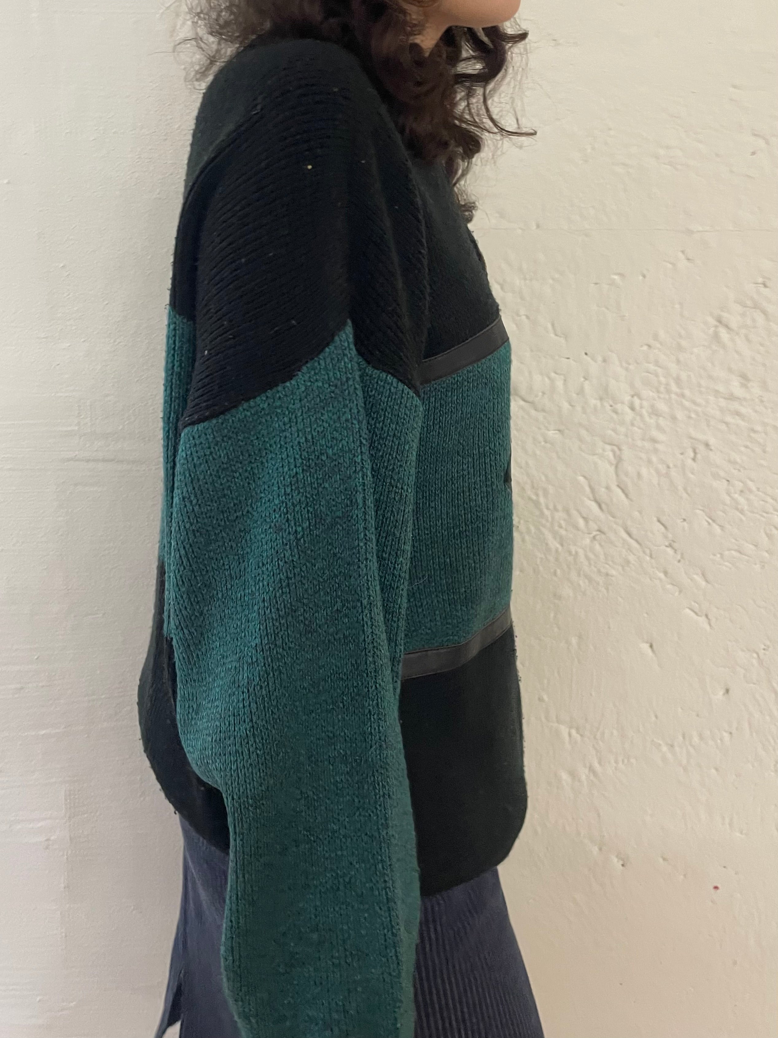 Vintage Sweater Scorpio Turquoise Black Leather Details – M