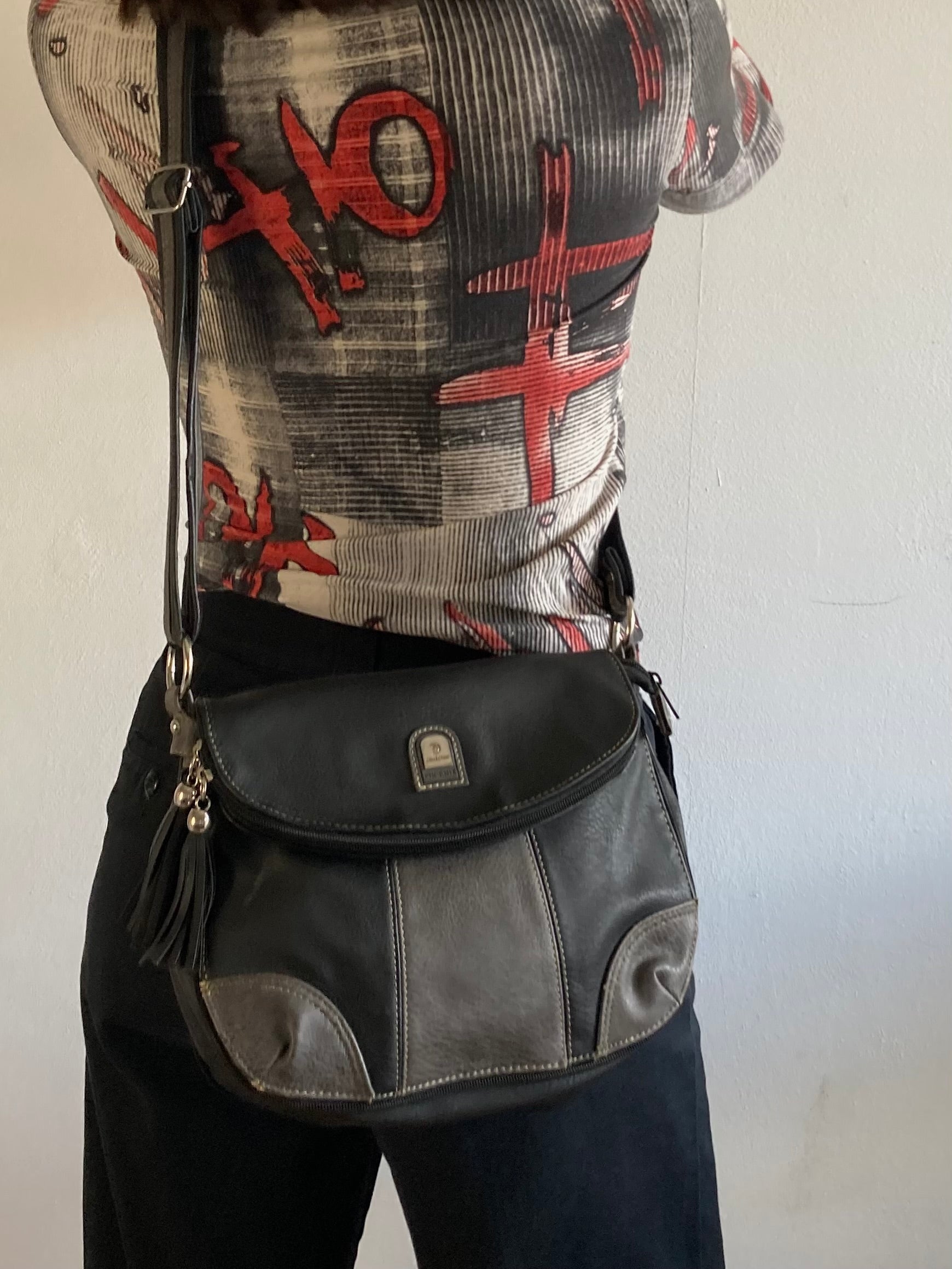 Shoulder Bag Vintage Black Leather Collection Phoenix Crossbody Women – One Size