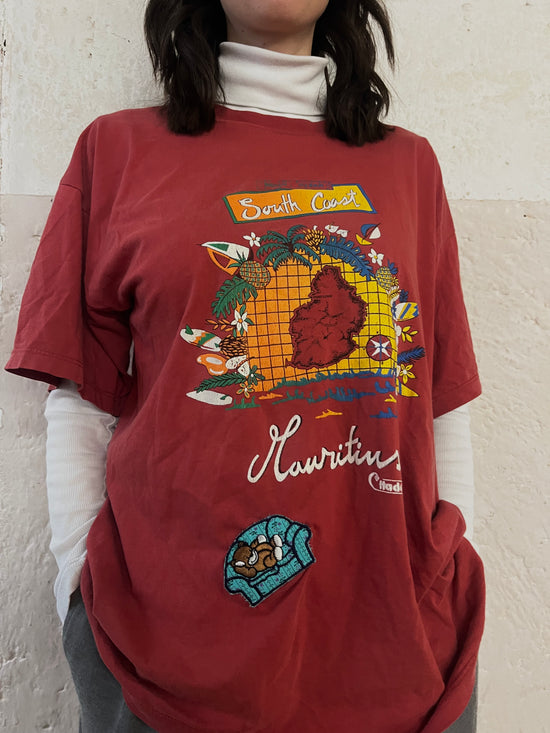 Vintage Shirt with CUTE little Patch