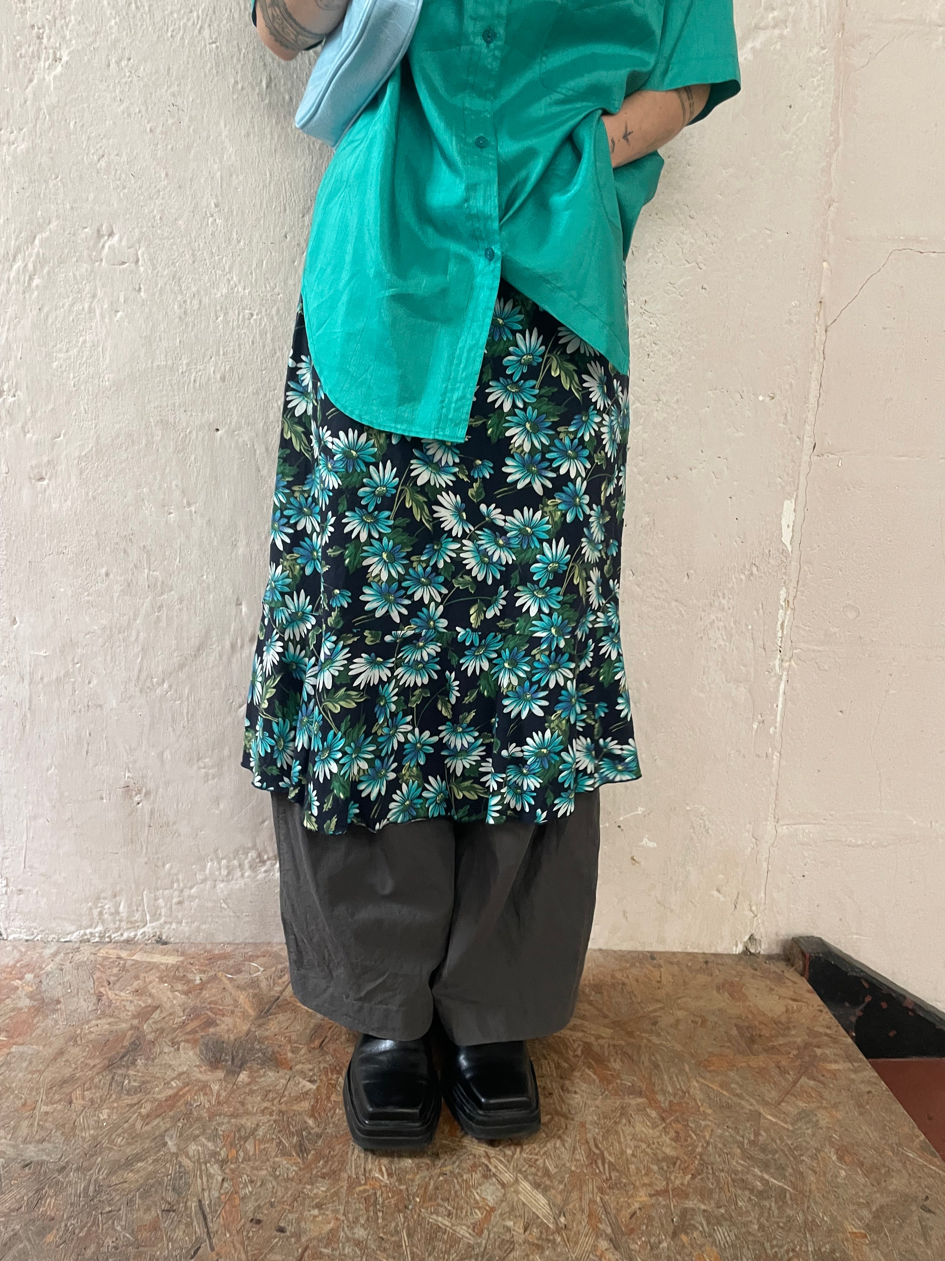 Blumen Rock M - Kleiderhaufen - Default Title