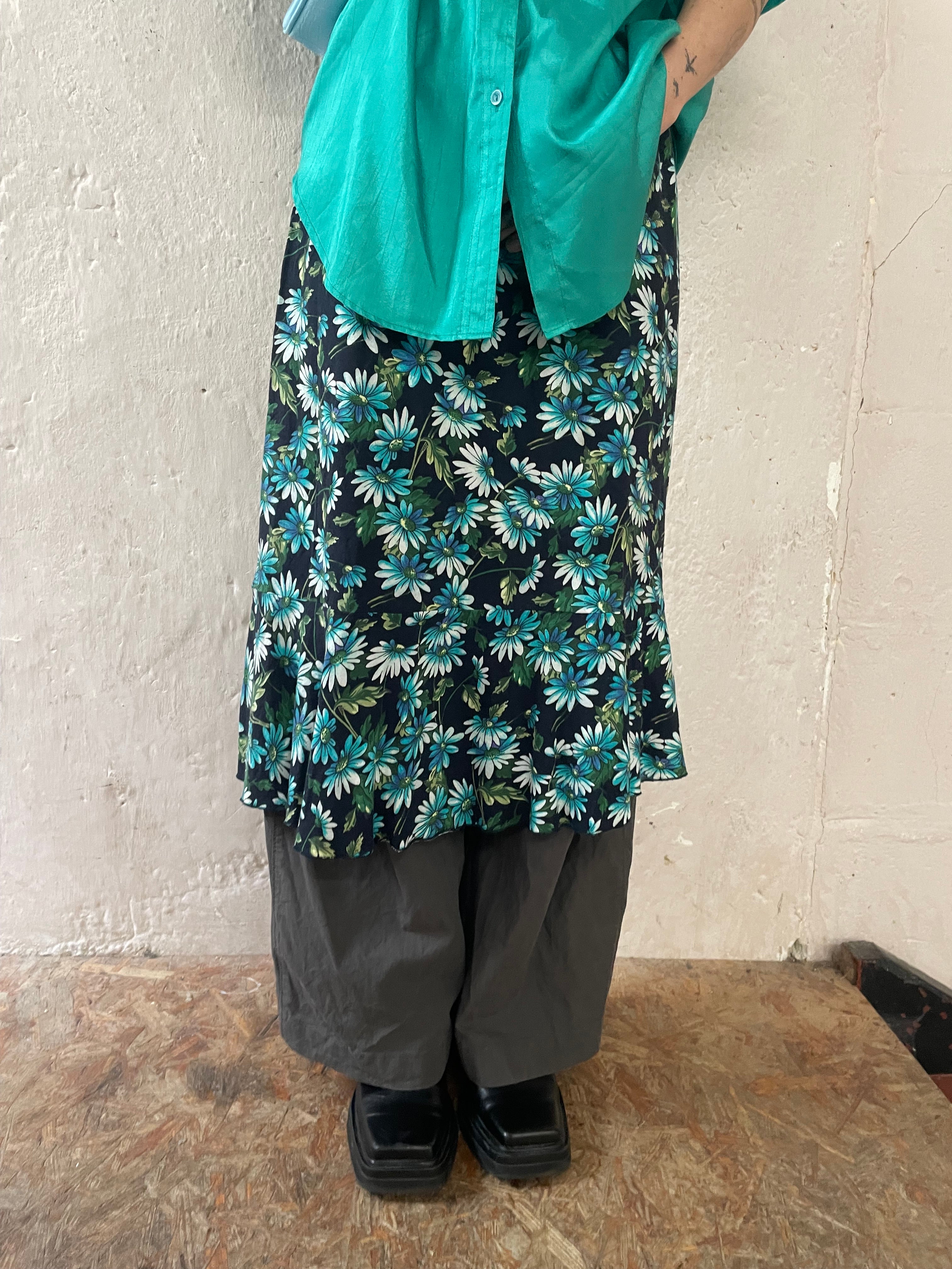 Blumen Rock M - Kleiderhaufen - Default Title