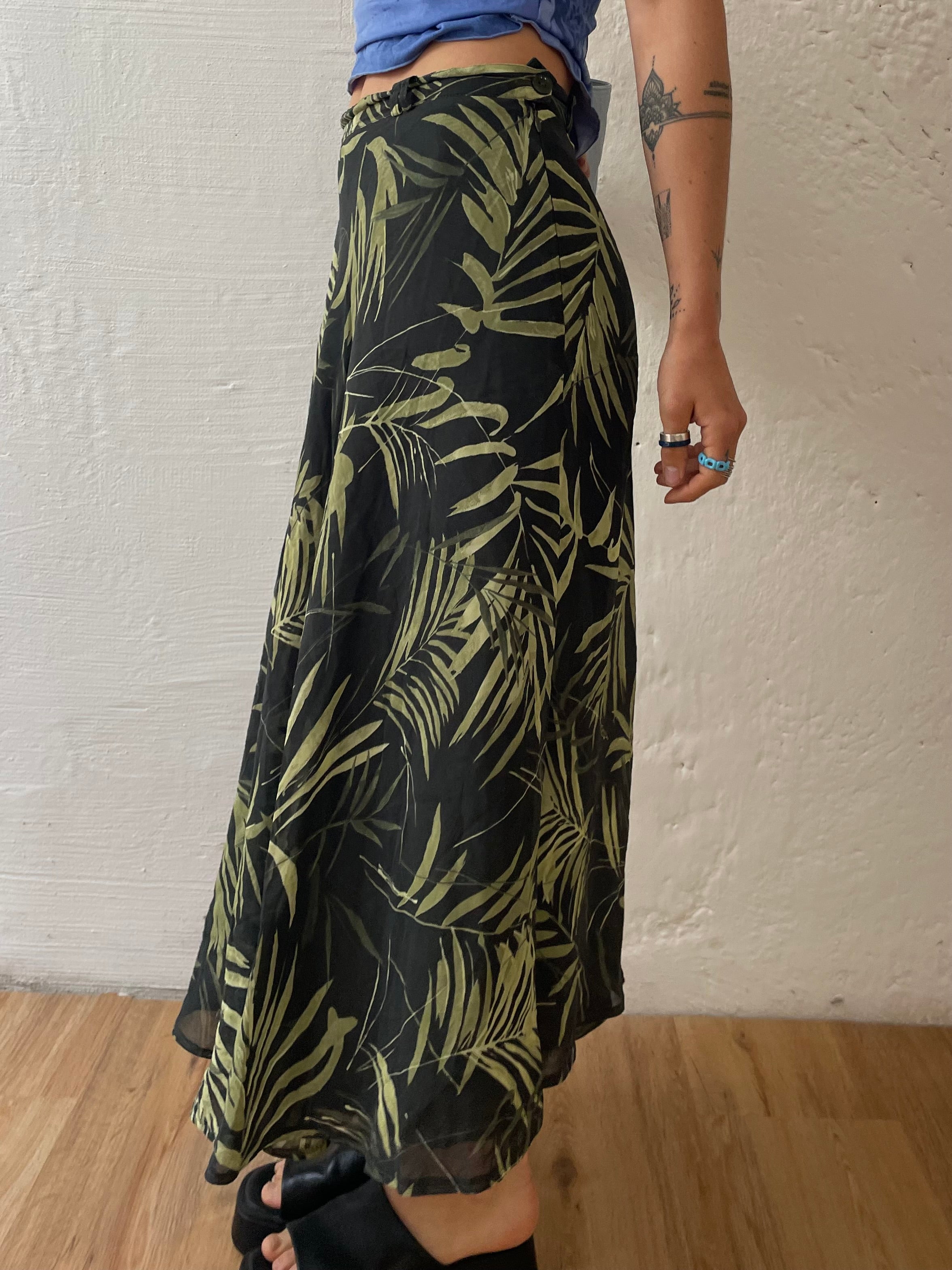 Langer dunkelgrüner Rock M - Kleiderhaufen - Default Title