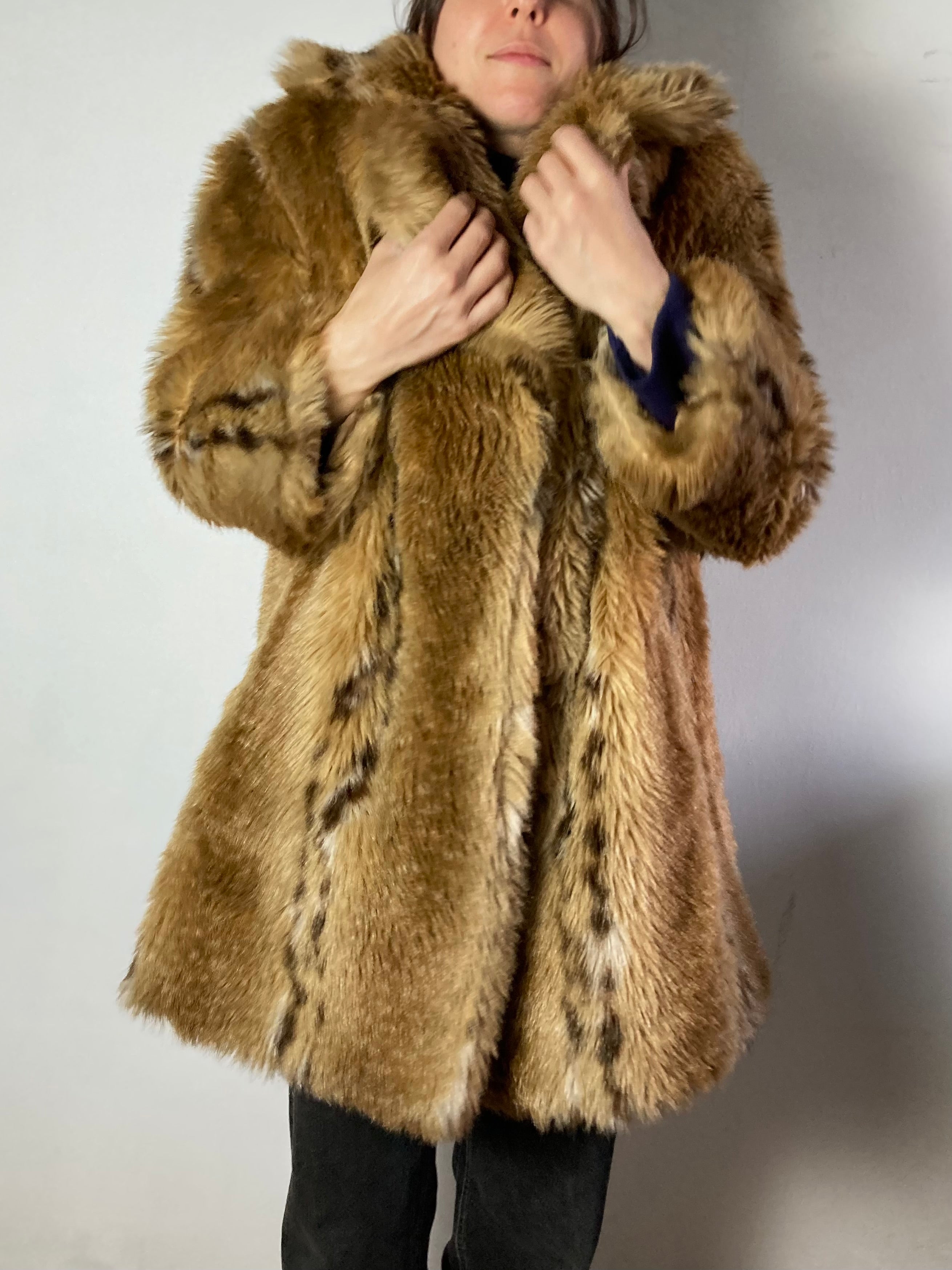 Coat Faux Fur Fluffy Warm Coat Brown Women – M