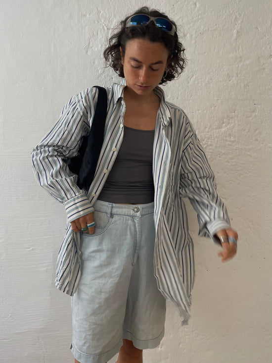 Blau/weiß gestreiftes Langarmhemd Size M/L