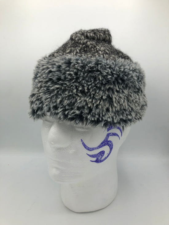 Warm Faux Fur Winter Hat with Top Opening – One Size