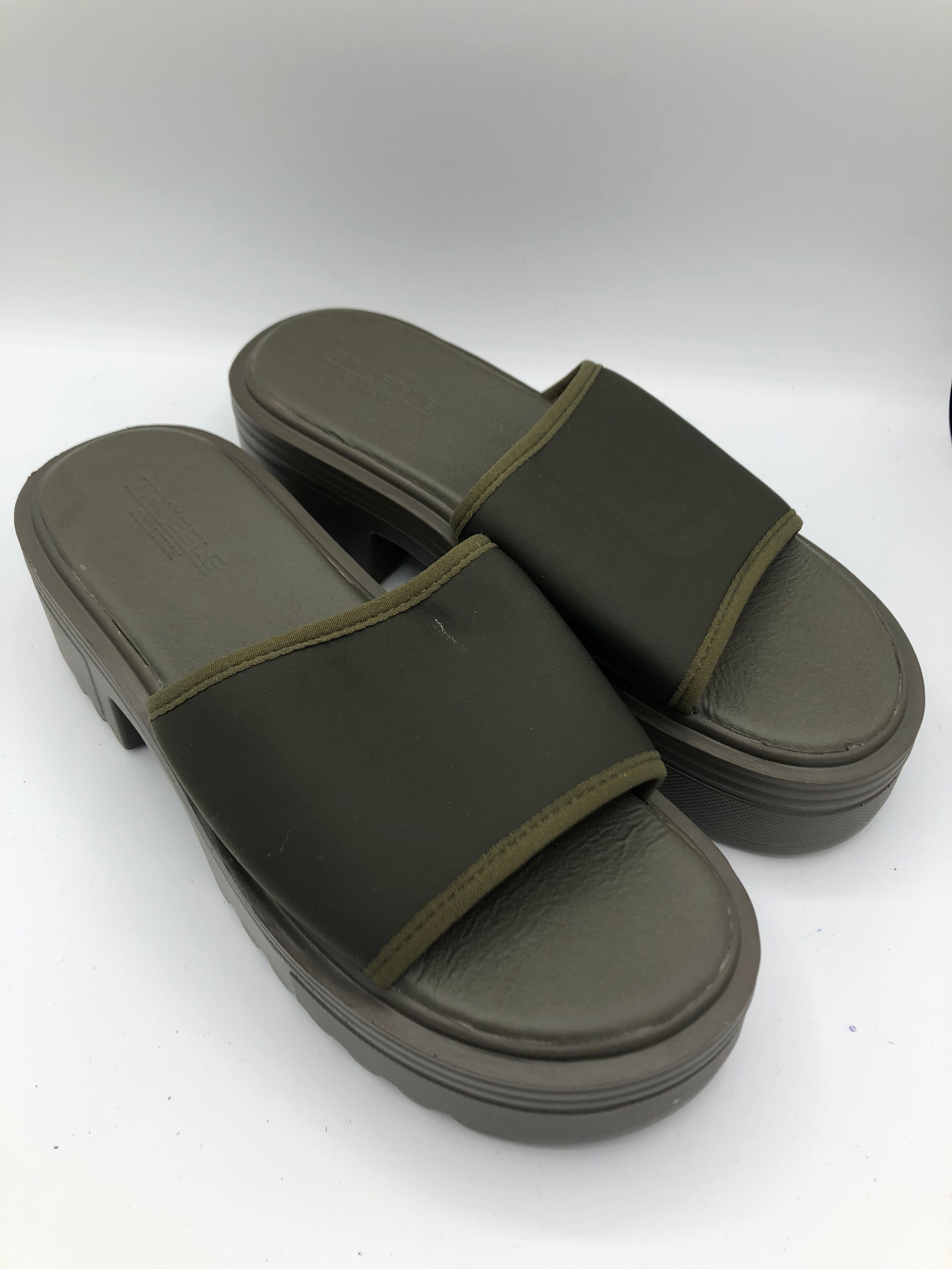 Truelle Sandalen mit Absatz - Kleiderhaufen - Default Title