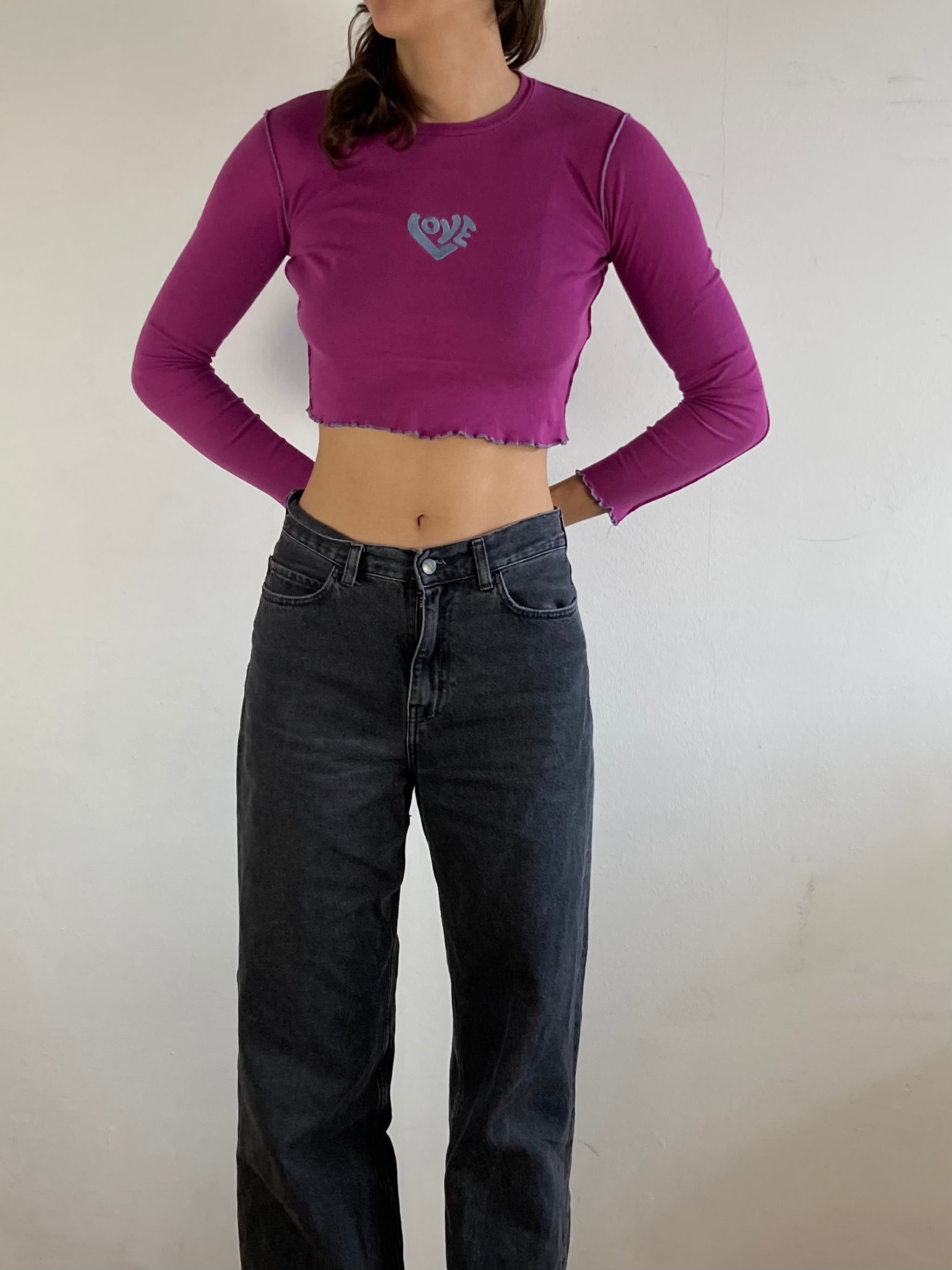 Longsleeve Love Front Print Purple Cropped Slim Fit Layering Women – S/M