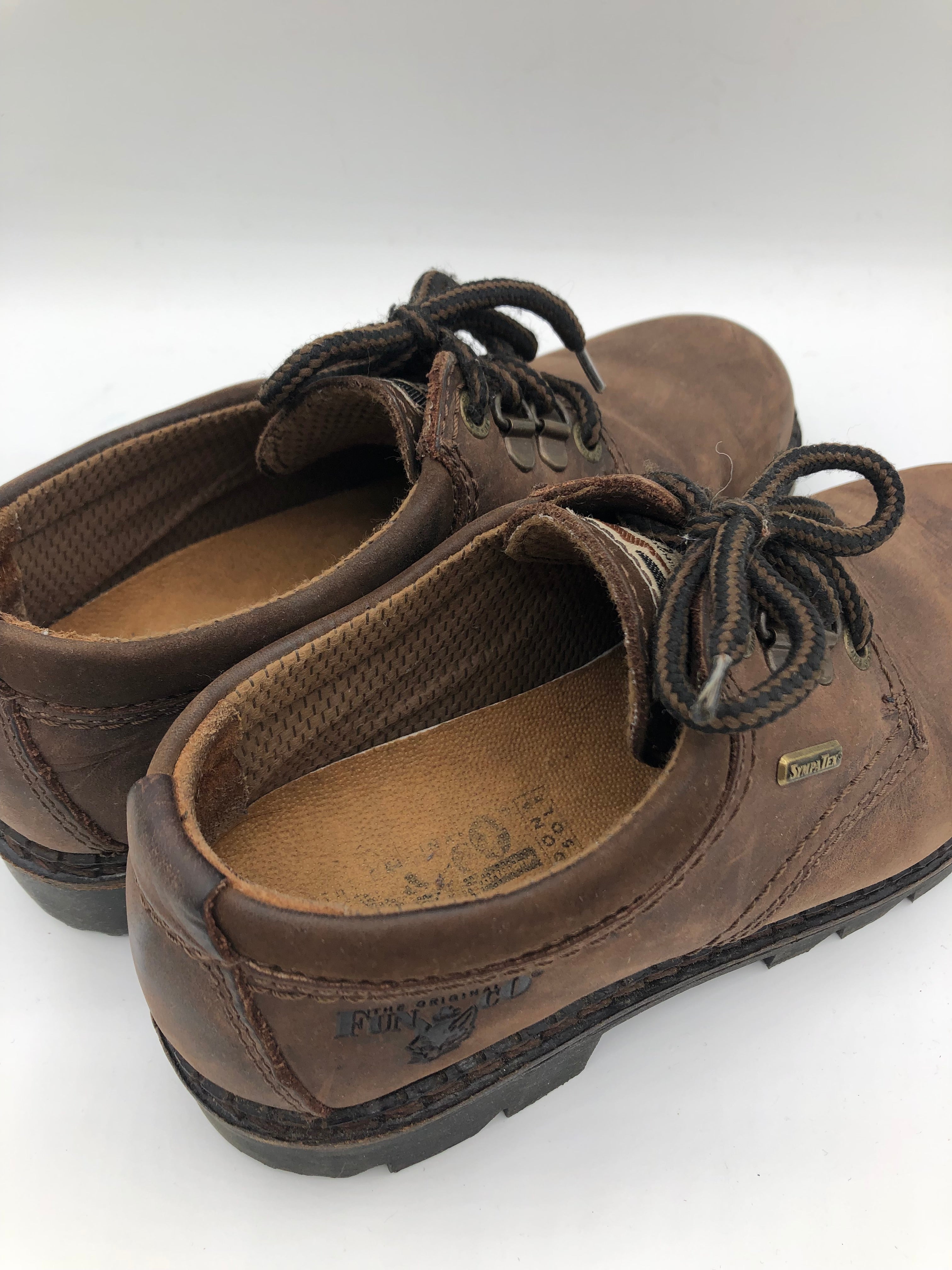 Fun & CO Lederschuhe - Kleiderhaufen - Default Title