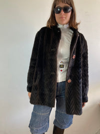 Jacket Vintage Brown Faux Fur Button Detail Warm Layering Oversized Unisex – M