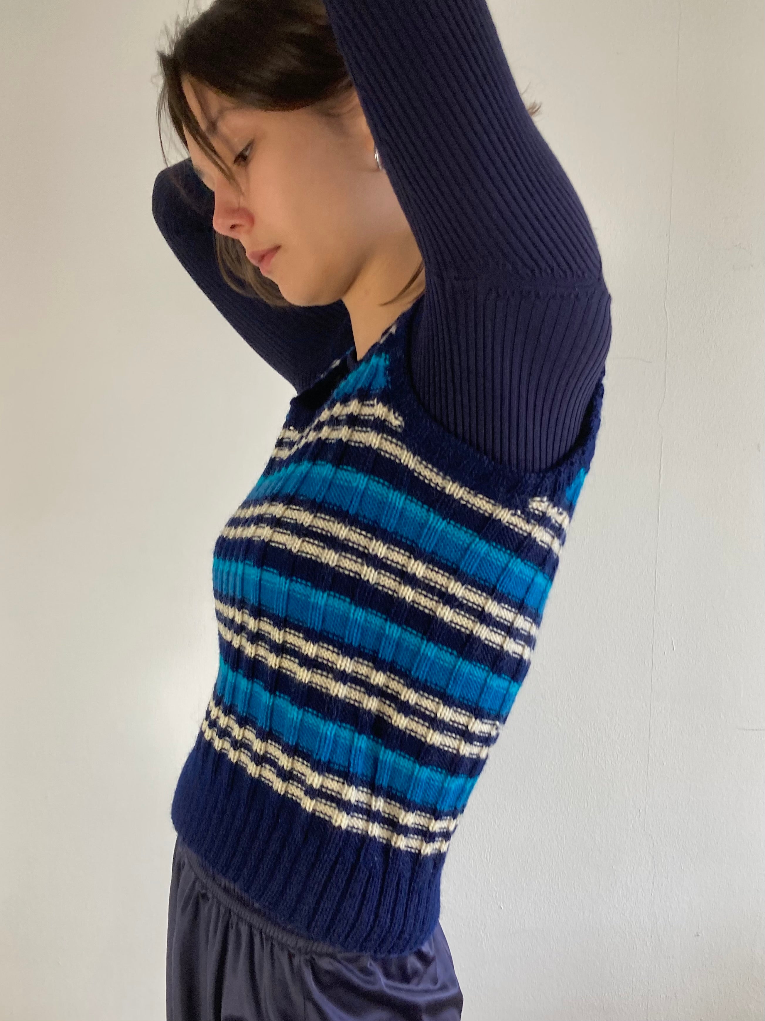Vest Vintage Striped Wool Layering Blue White Black Unisex Knit – M