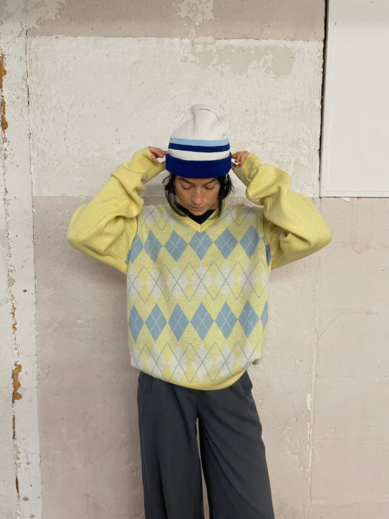 Karierter Sweater mit V-Ausschnitt