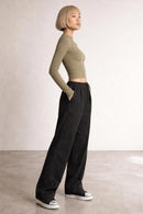 Long Sleeve Tight Fit Cropped Top – S/M