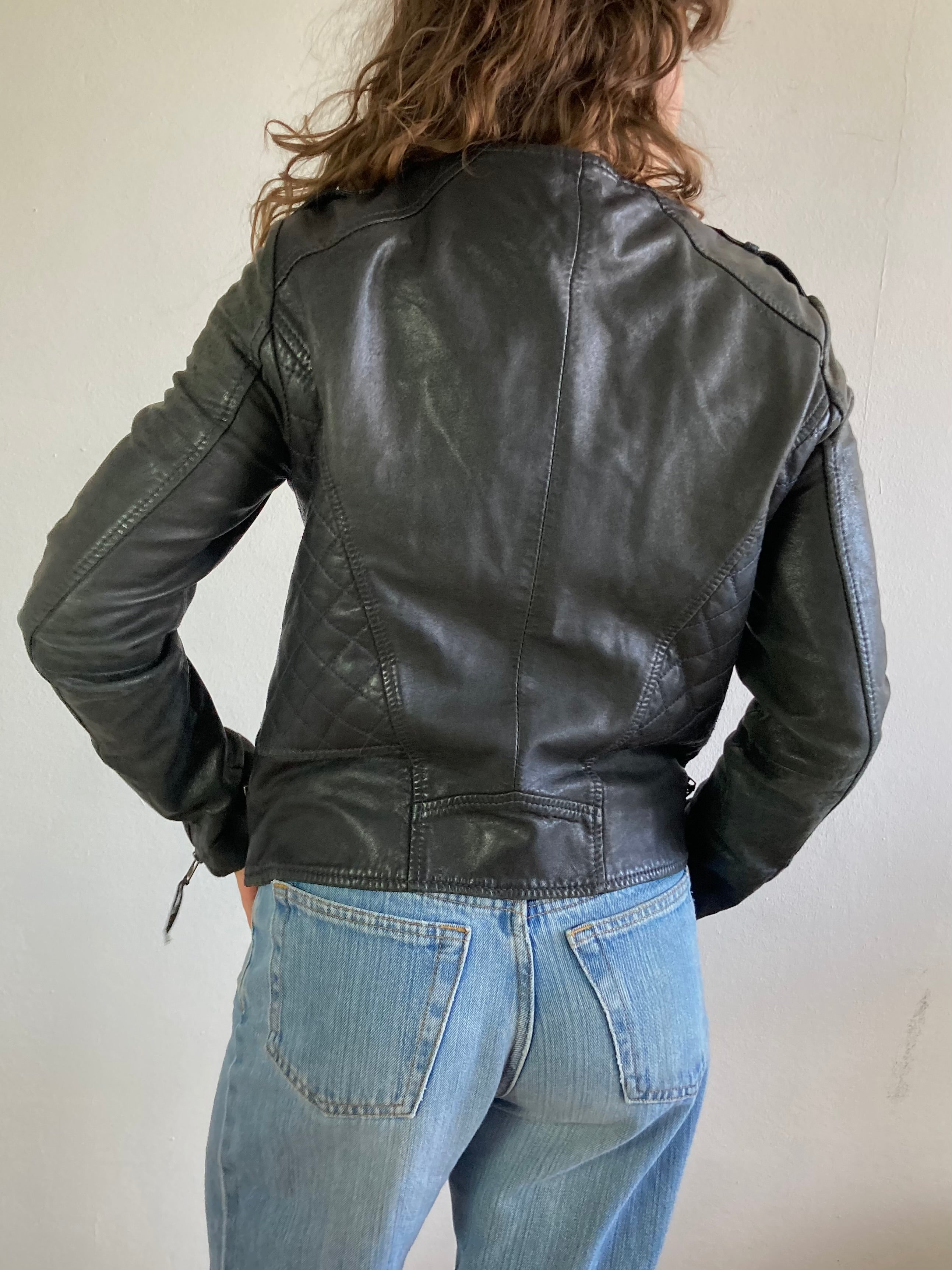 Leather Jacket Vintage Black Genuine Lamb Leather Slim Fit Women – S