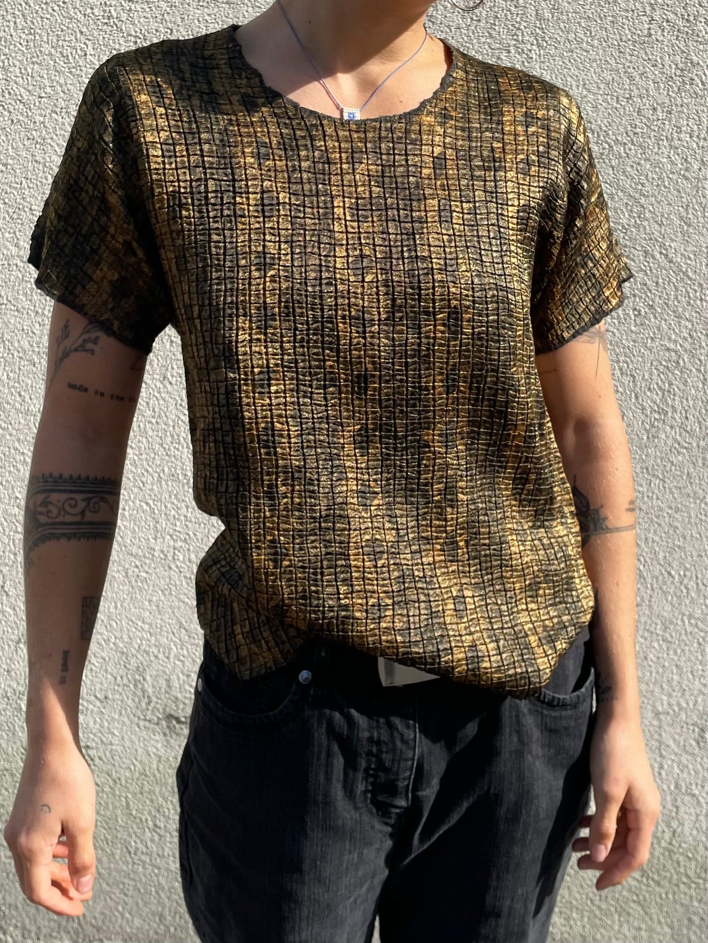 Golden T-Shirt Strechy