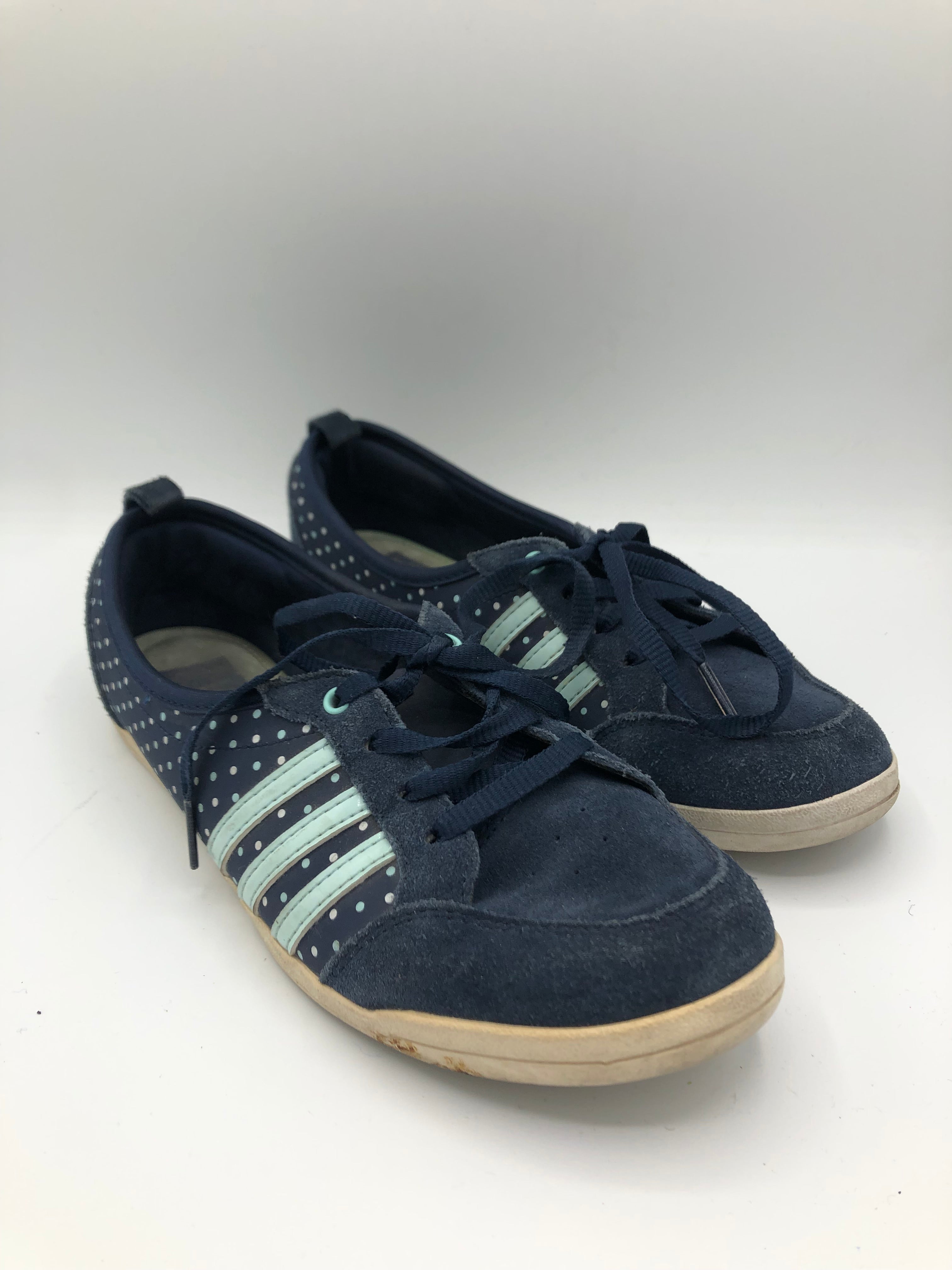 Adidas - Kleiderhaufen - Default Title