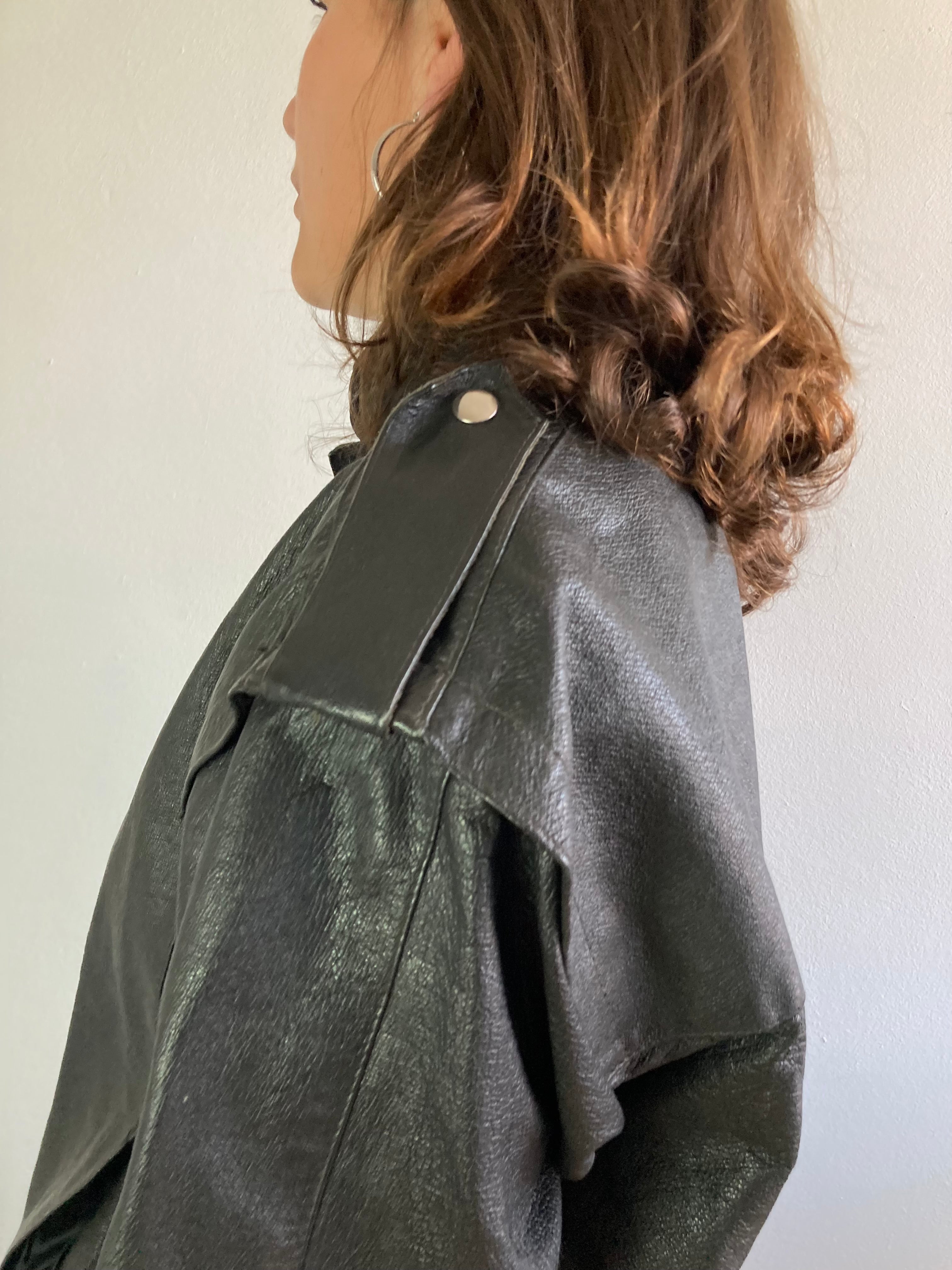 Leather Jacket Vintage Black Shoulder Detail Oversized Unisex – M