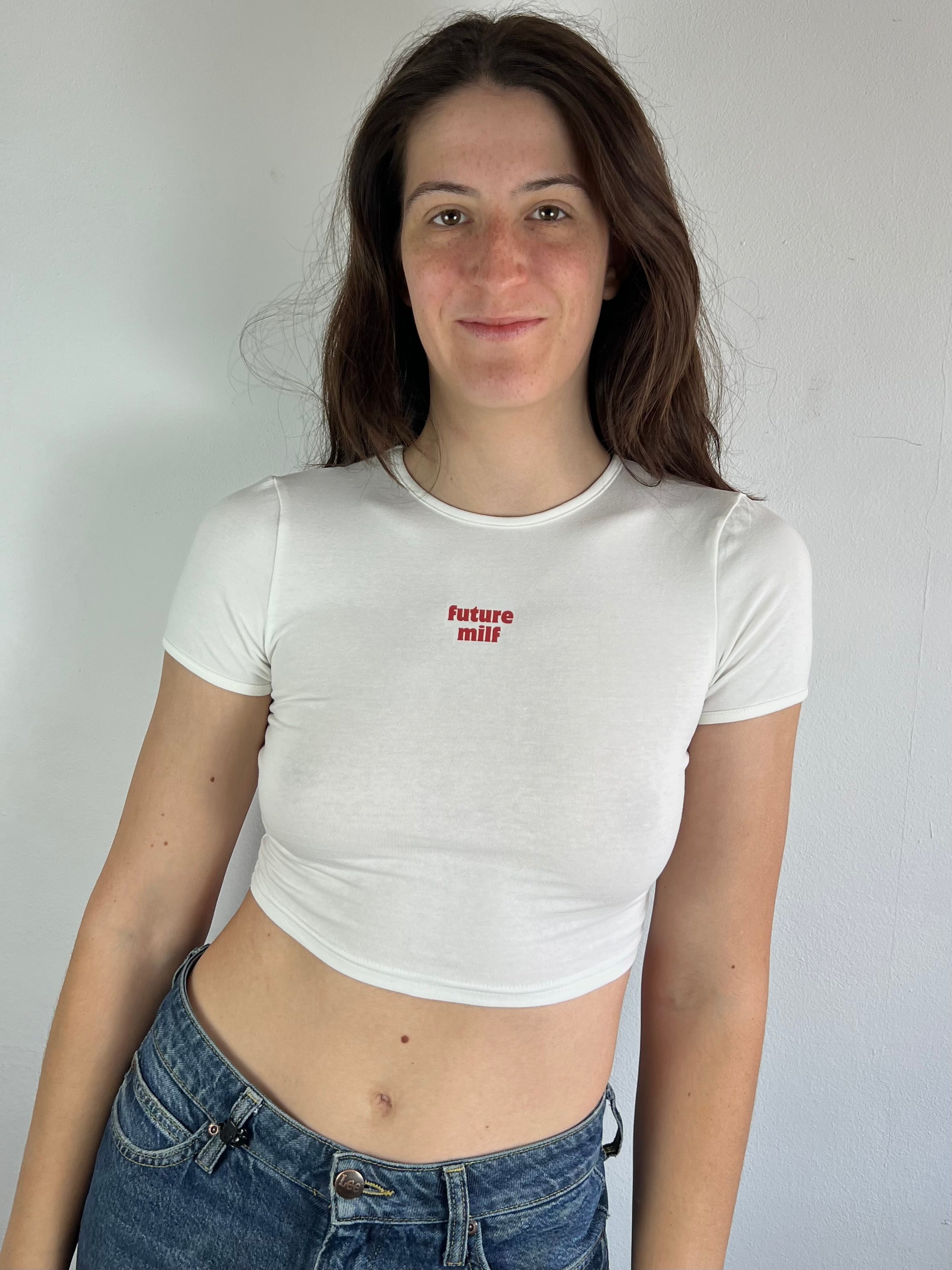 Top Y2K Future MILF Baby Tee White Slim Fit Women – S/M