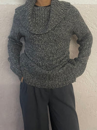 how to wear this piece? Vestino Sweater - Kleiderhaufen - Default Title
