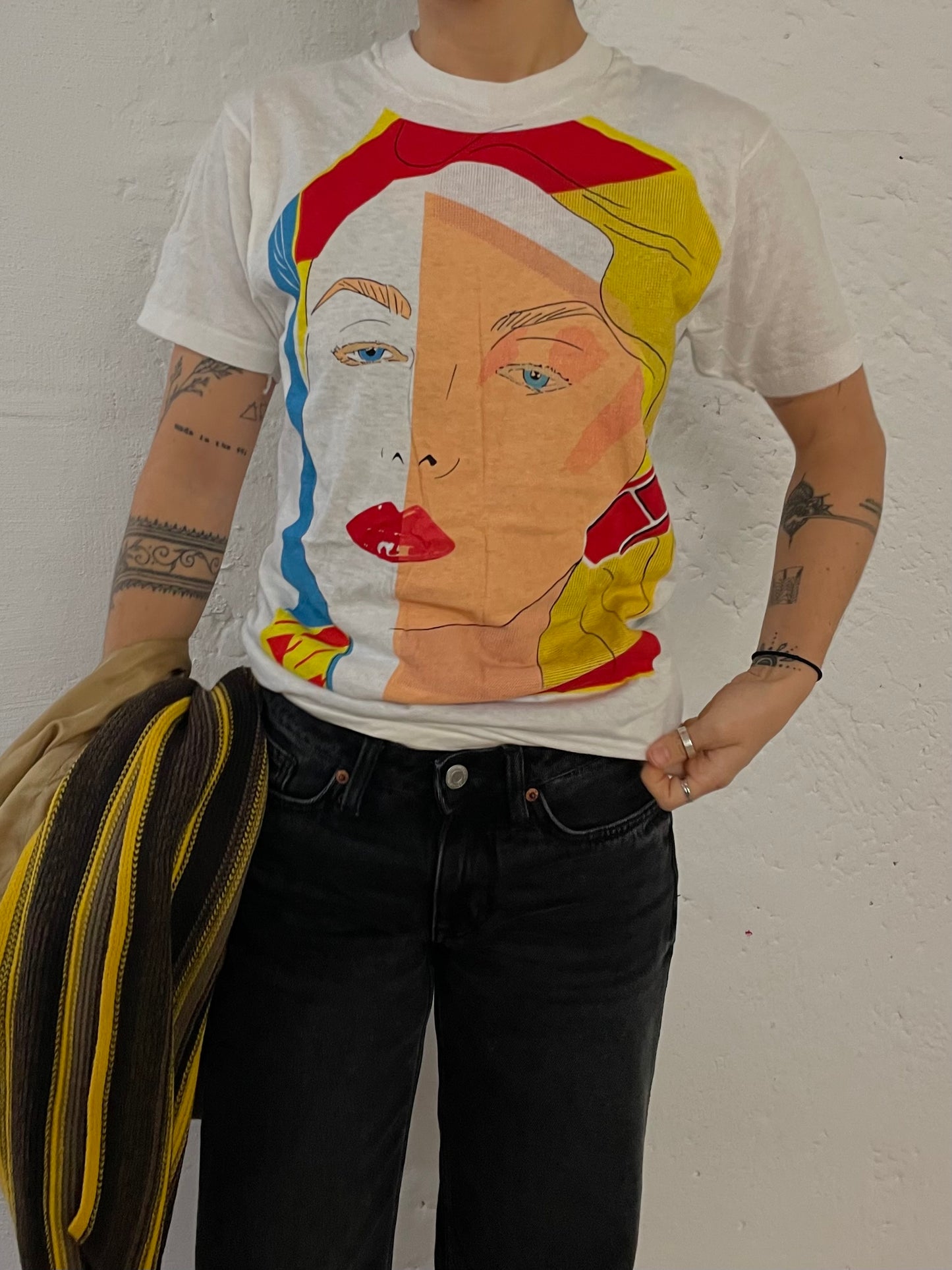 Screen Stars T-Shirt Large Front Print White – M