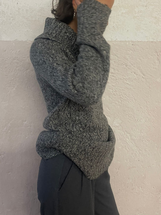 how to wear this piece? Vestino Sweater