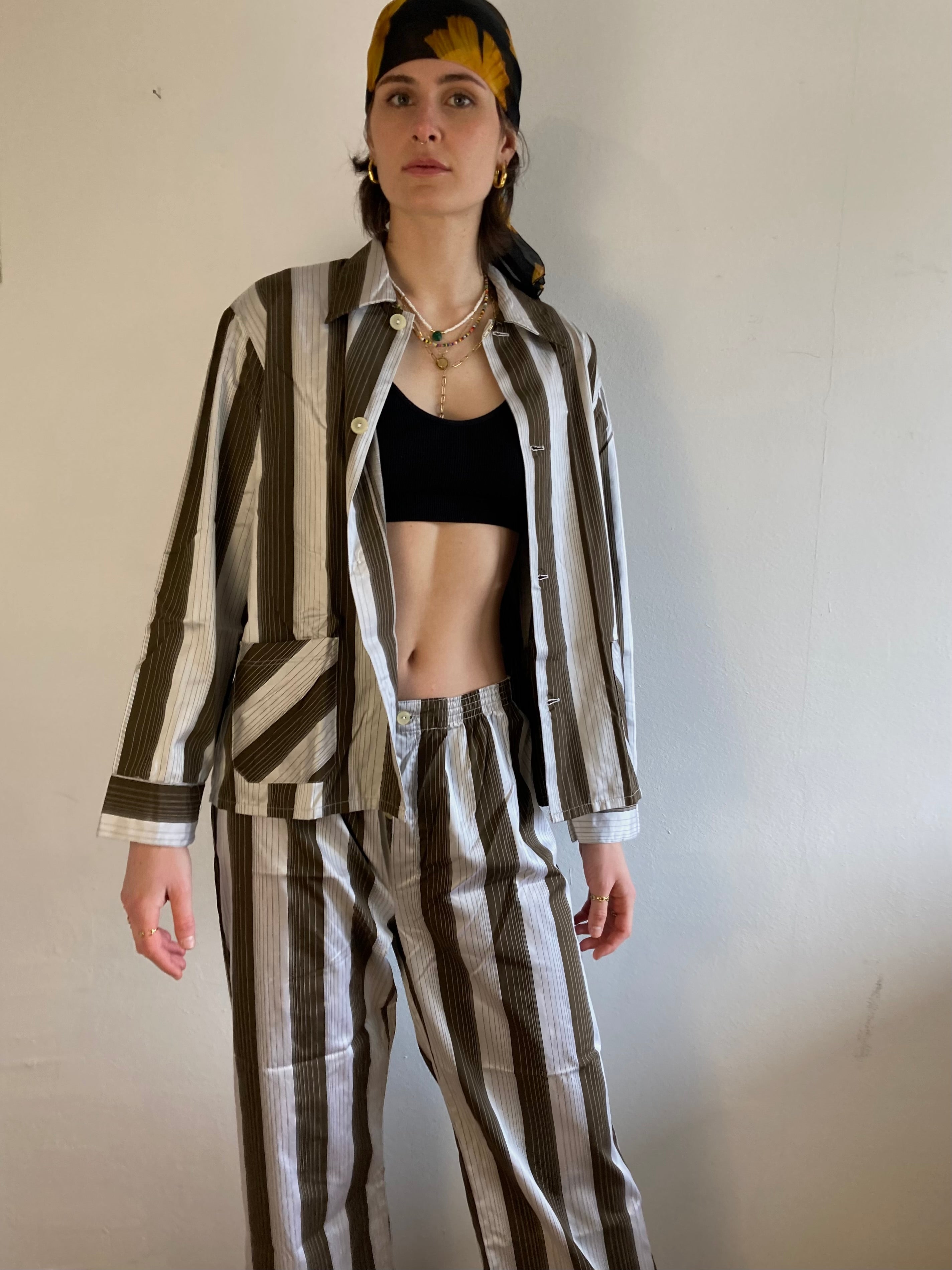 Two-Piece Set Vintage Striped Jacket & Trousers Sumavan Unisex – M