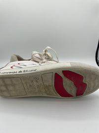 Sneakers mit küssenden Menschen - Kleiderhaufen - Default Title