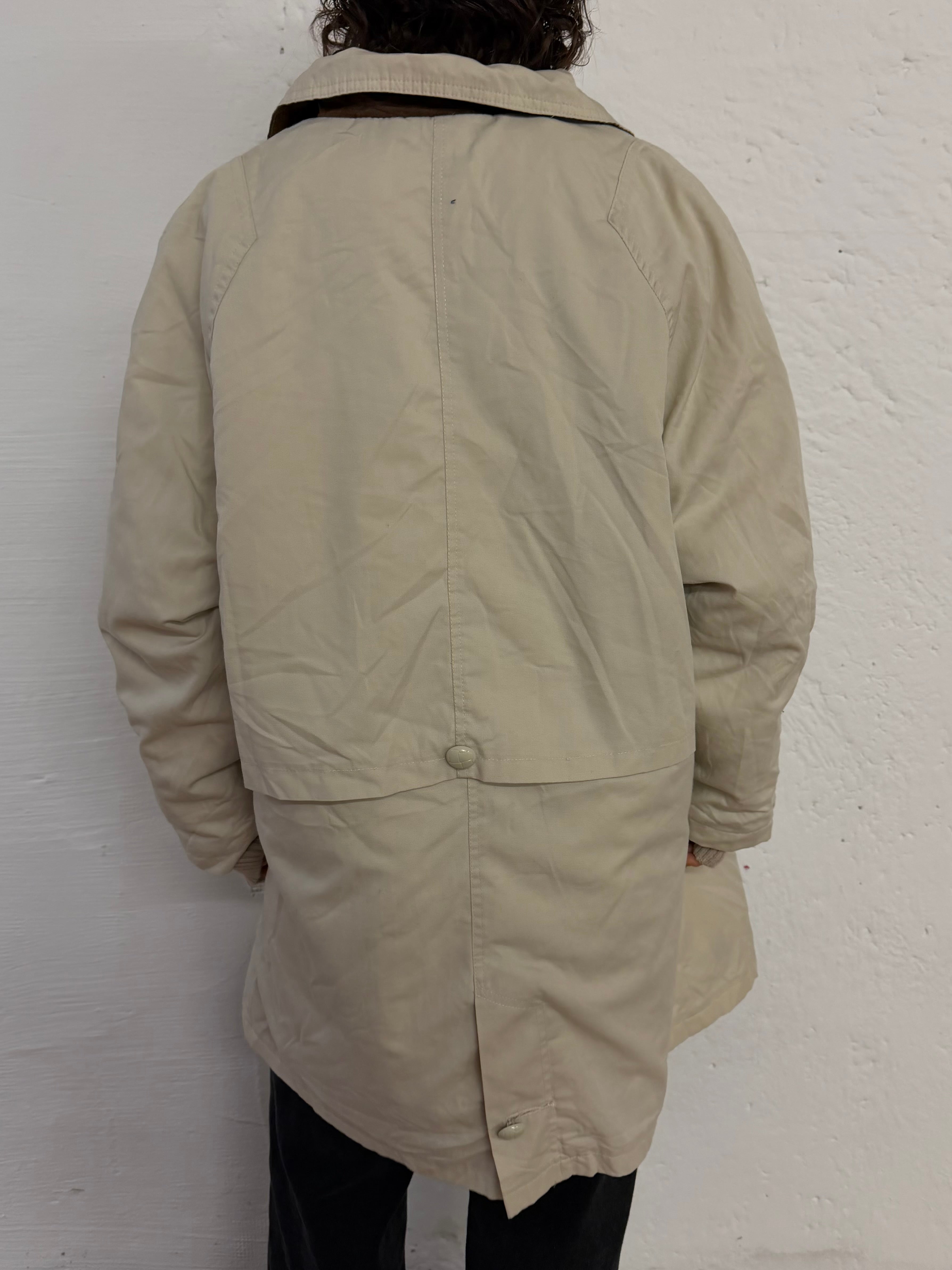 Warm Trenchcoat Light Grey Sleeve Details – M