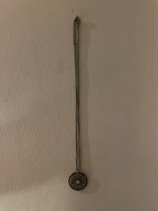 Halskette rundes Motiv