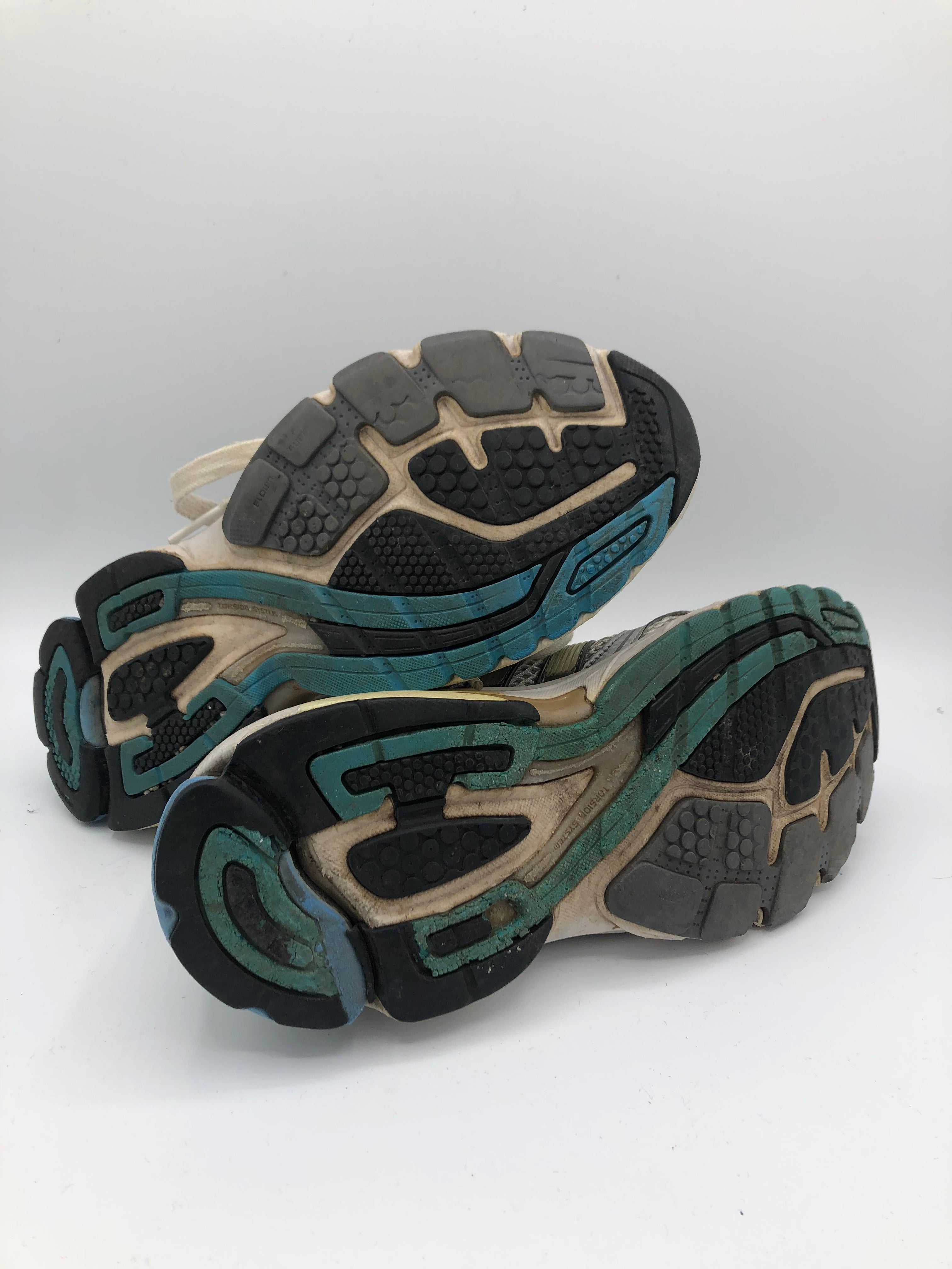 Adidas Sneakers - Kleiderhaufen - Default Title