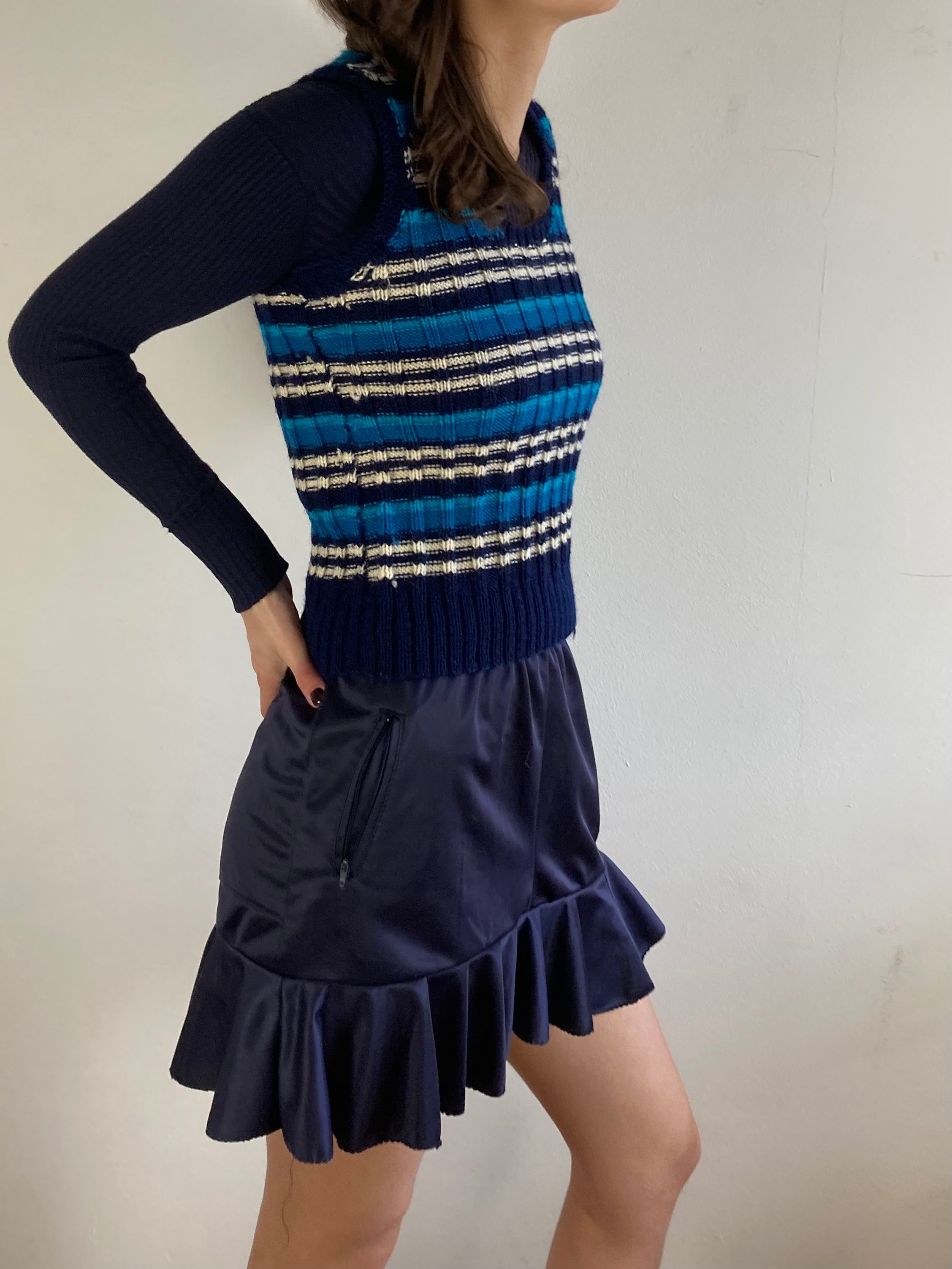 Vest Vintage Striped Wool Layering Blue White Black Unisex Knit – M