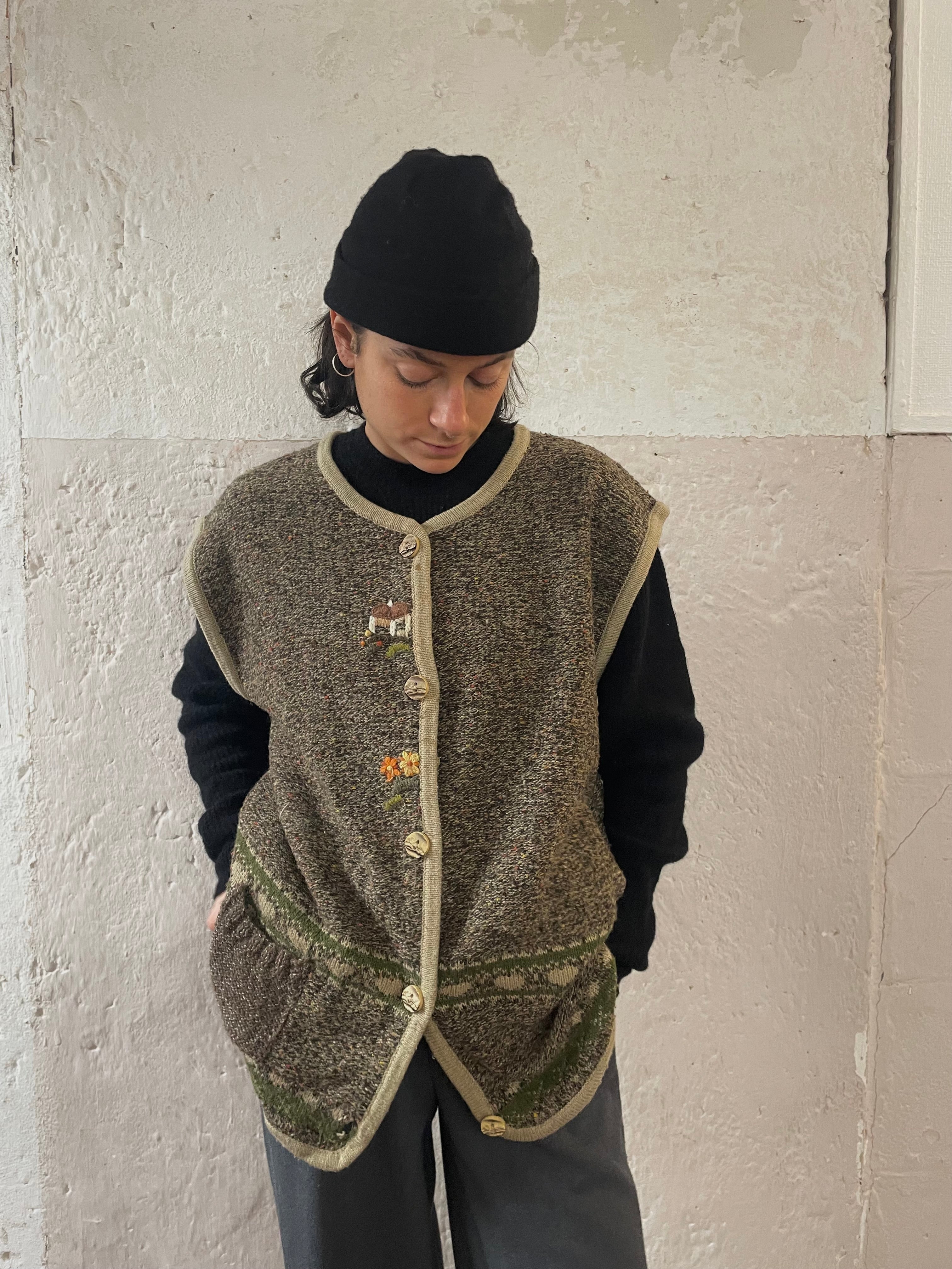 Weste mit Süßem Motiv - Kleiderhaufen - Default Title