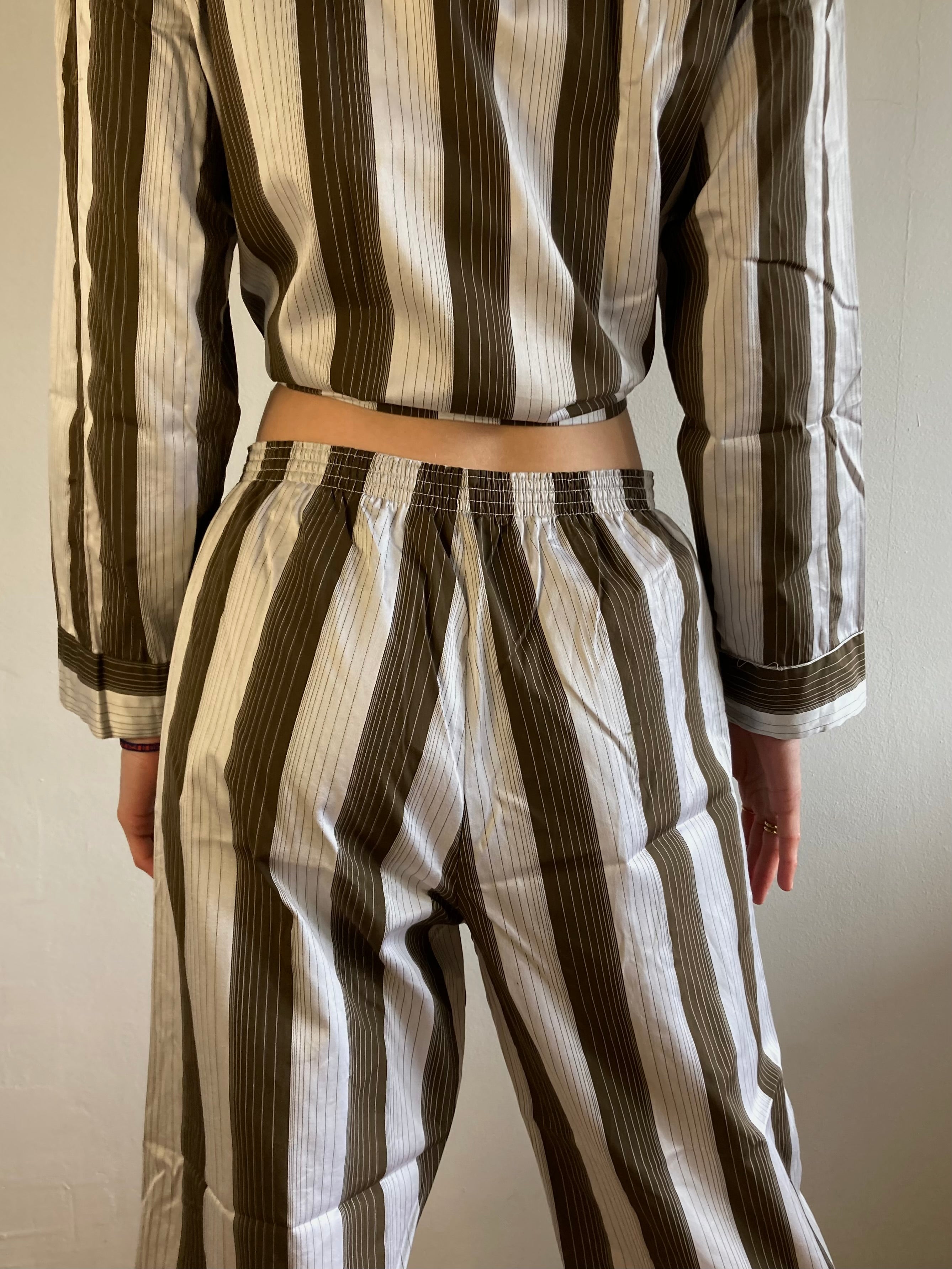 Two-Piece Set Vintage Striped Jacket & Trousers Sumavan Unisex – M