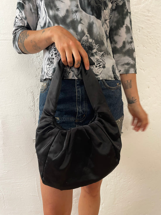 Vintage Black Shoulder Bag – One Size