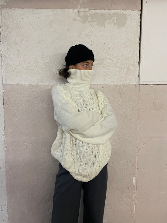 Beautiful White & Cream Winter Sweater