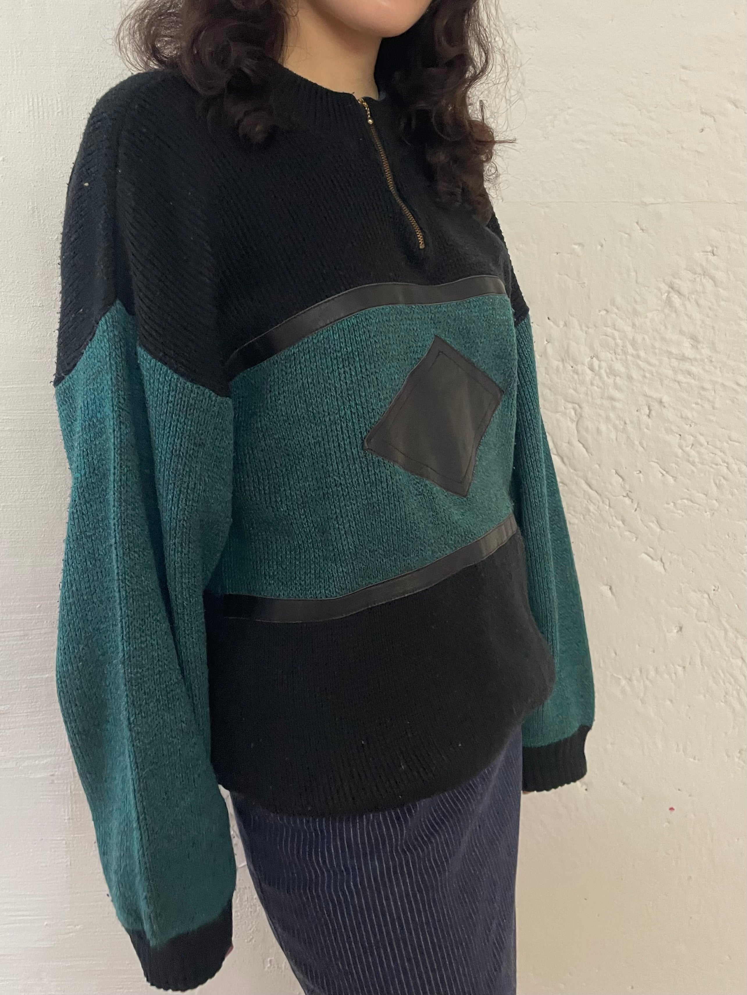 Vintage Sweater Scorpio Turquoise Black Leather Details – M