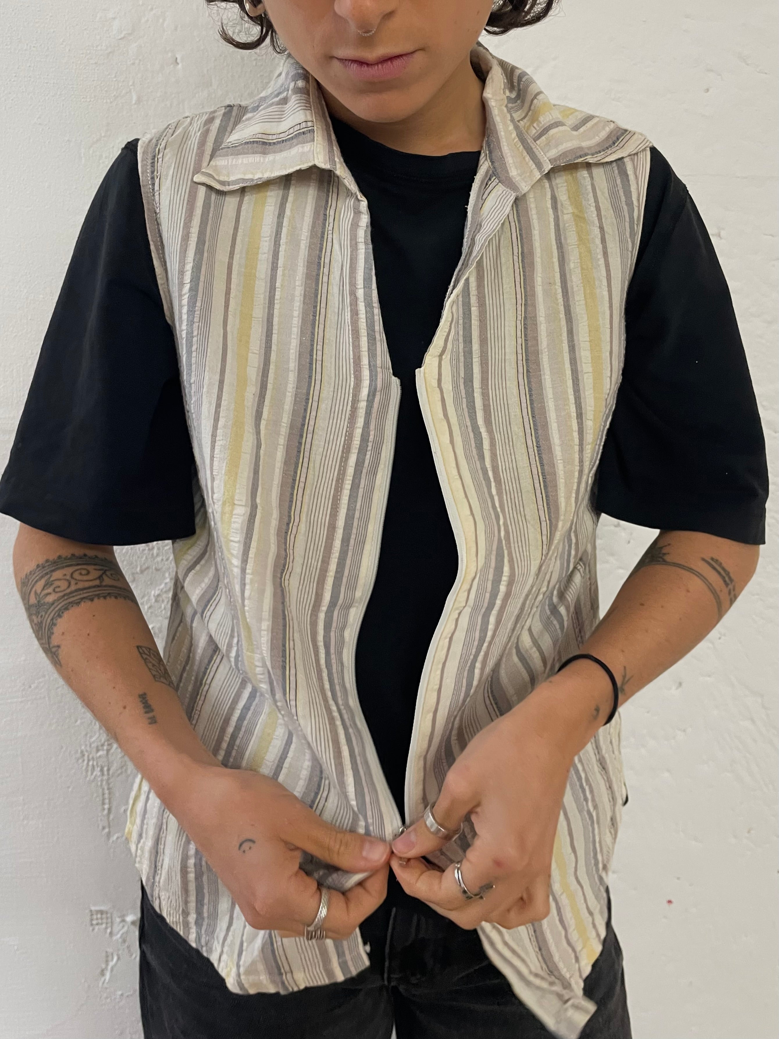 Striped Sleeveless Zip Vest Collared Yellow/Grey/White Unisex – L