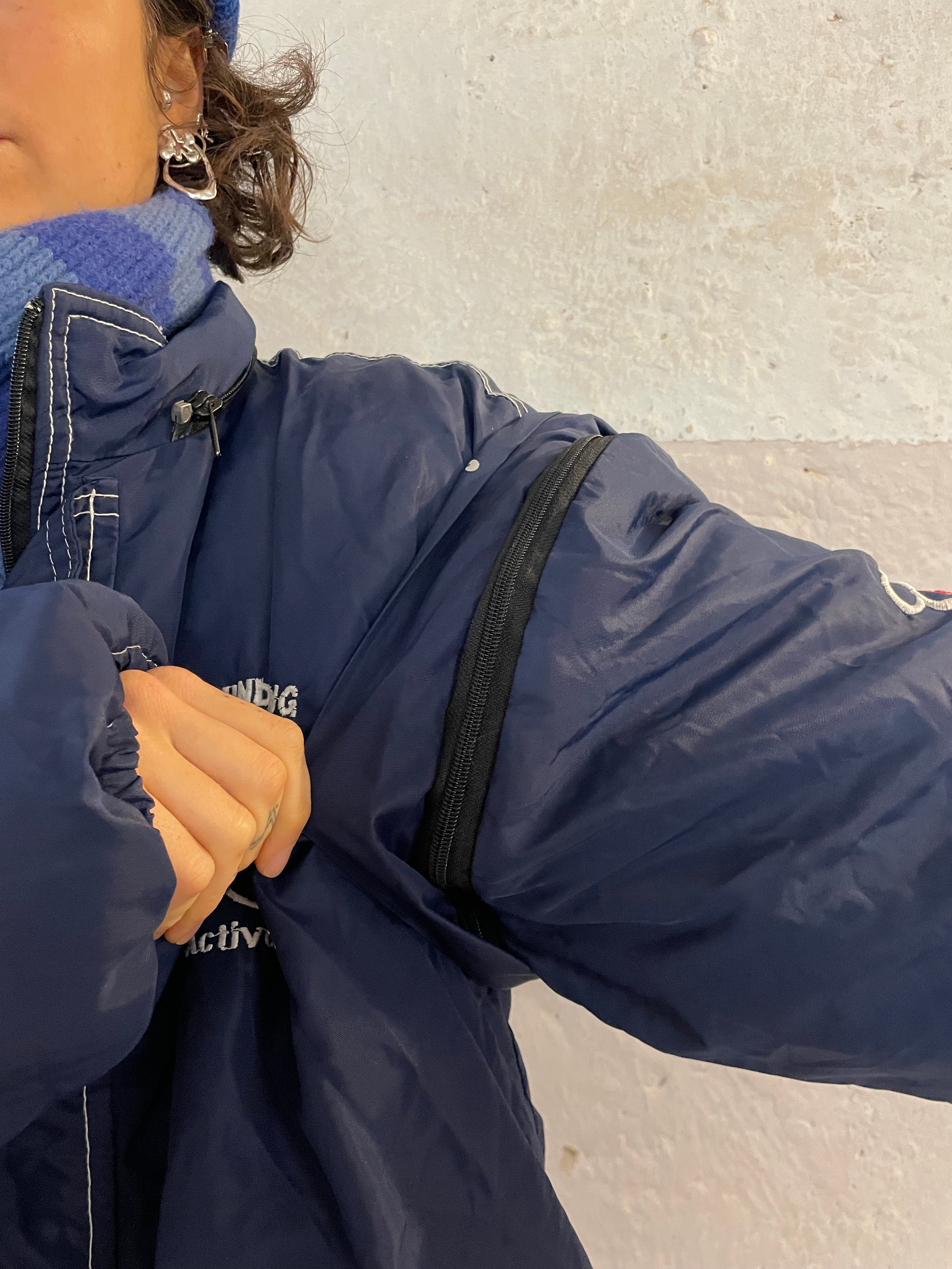 Beautiful Warm Jacket with Removable Sleeves - Kleiderhaufen - Default Title