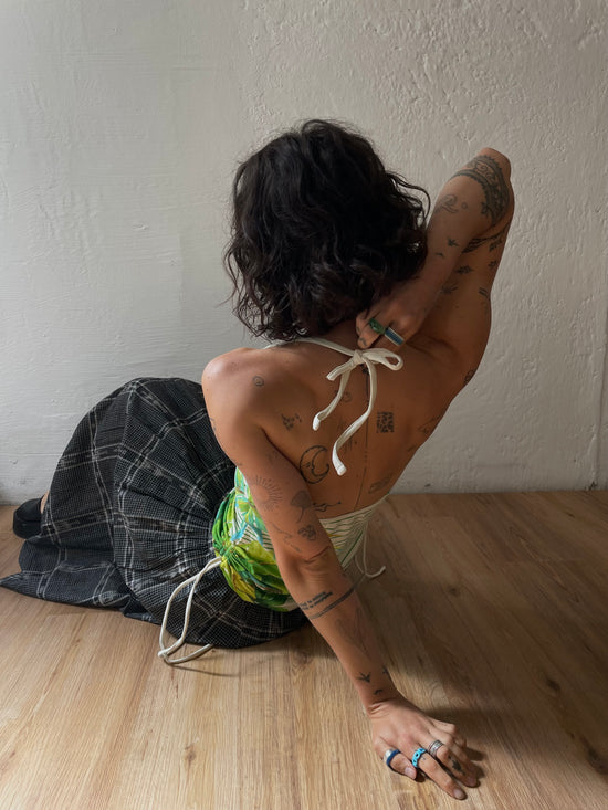 Rückenfreiese Y2K Top M