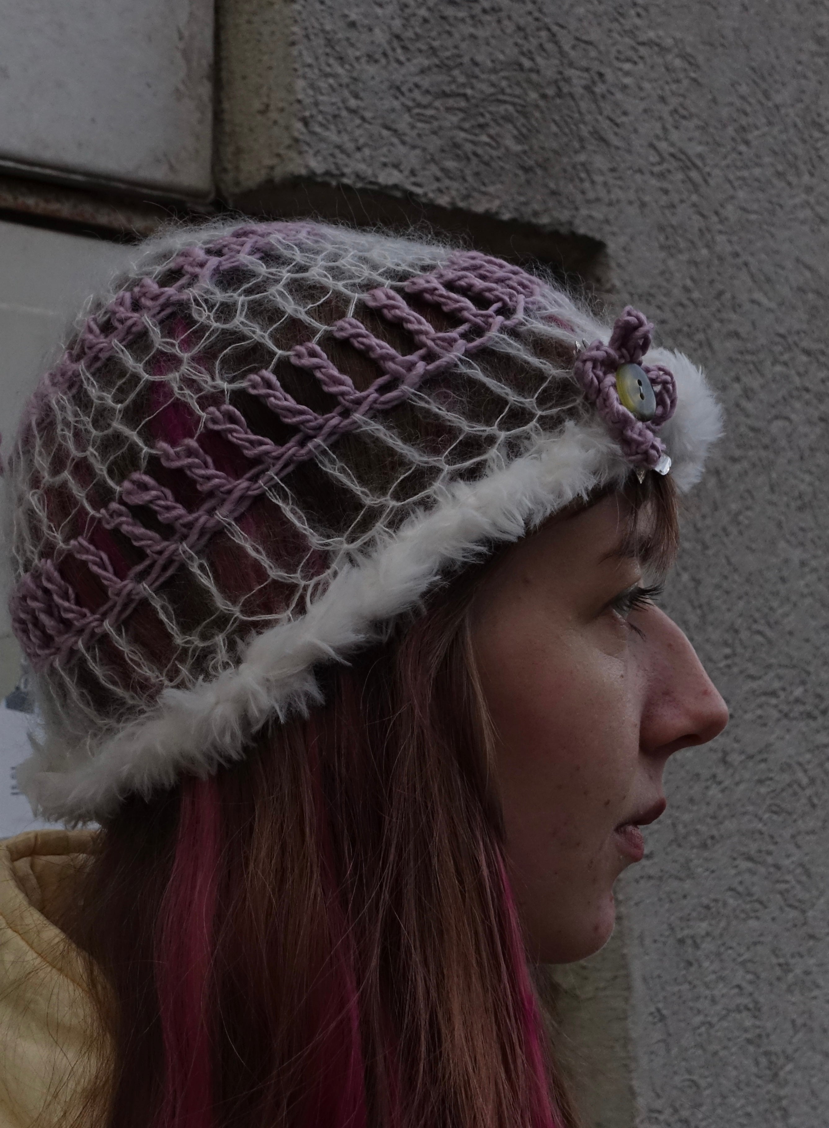 Handmade Mohair Merino Silk Fluffy Beanie Pink White Mesh – S/M