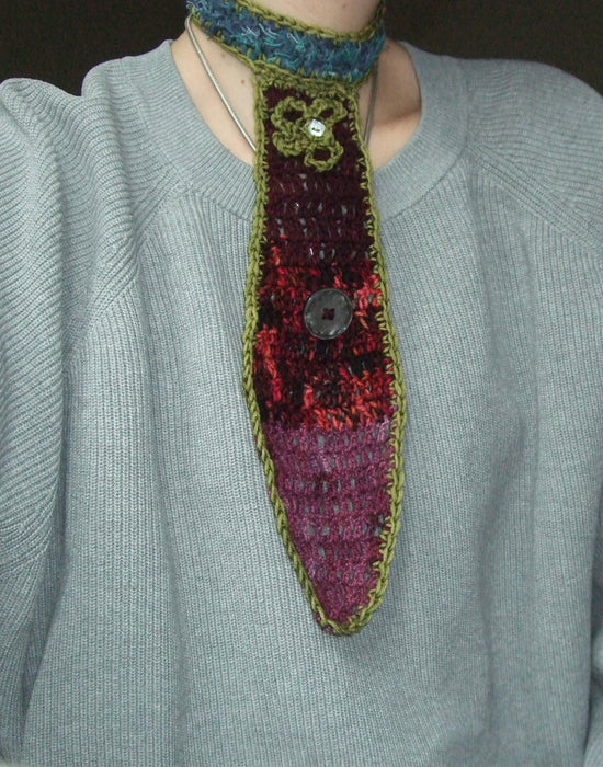 Handmade Merino Wool Necktie Fireheart Scarlet Wine Red Raisin – One Size