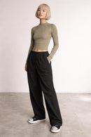 Long Sleeve Tight Fit Cropped Top – S/M