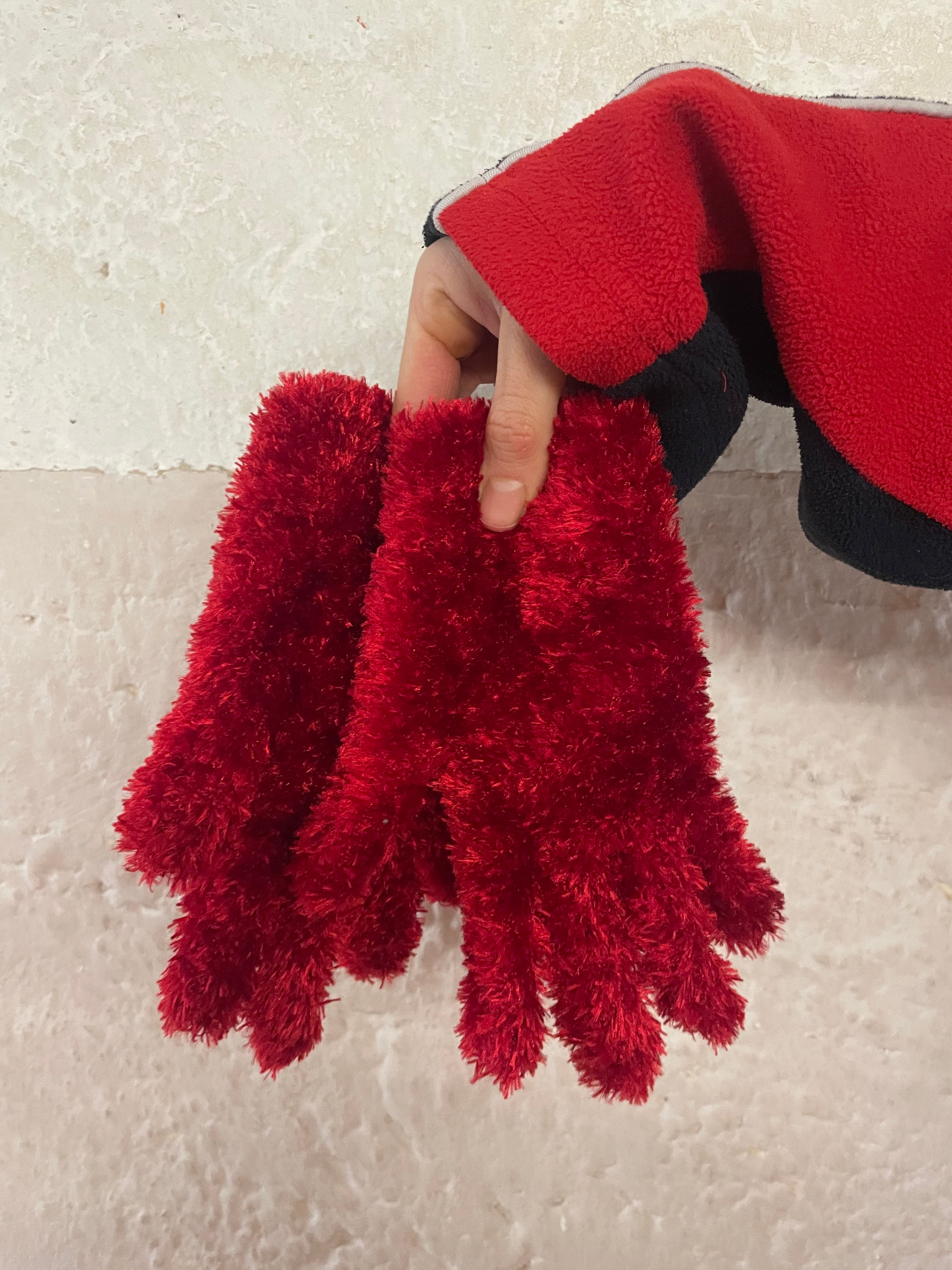 rot funny warm Gloves - Kleiderhaufen - Default Title