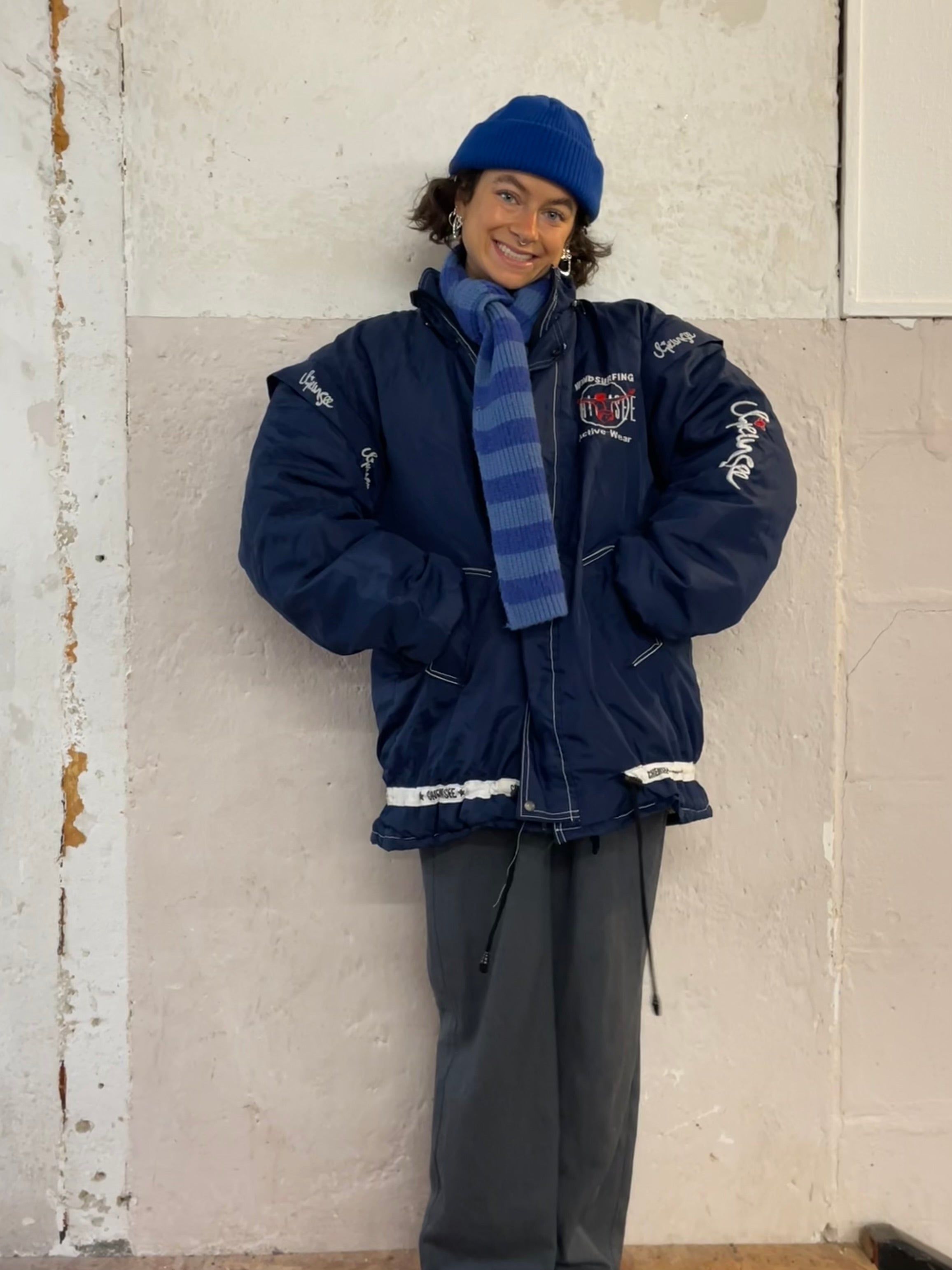 Beautiful Warm Jacket with Removable Sleeves - Kleiderhaufen - Default Title